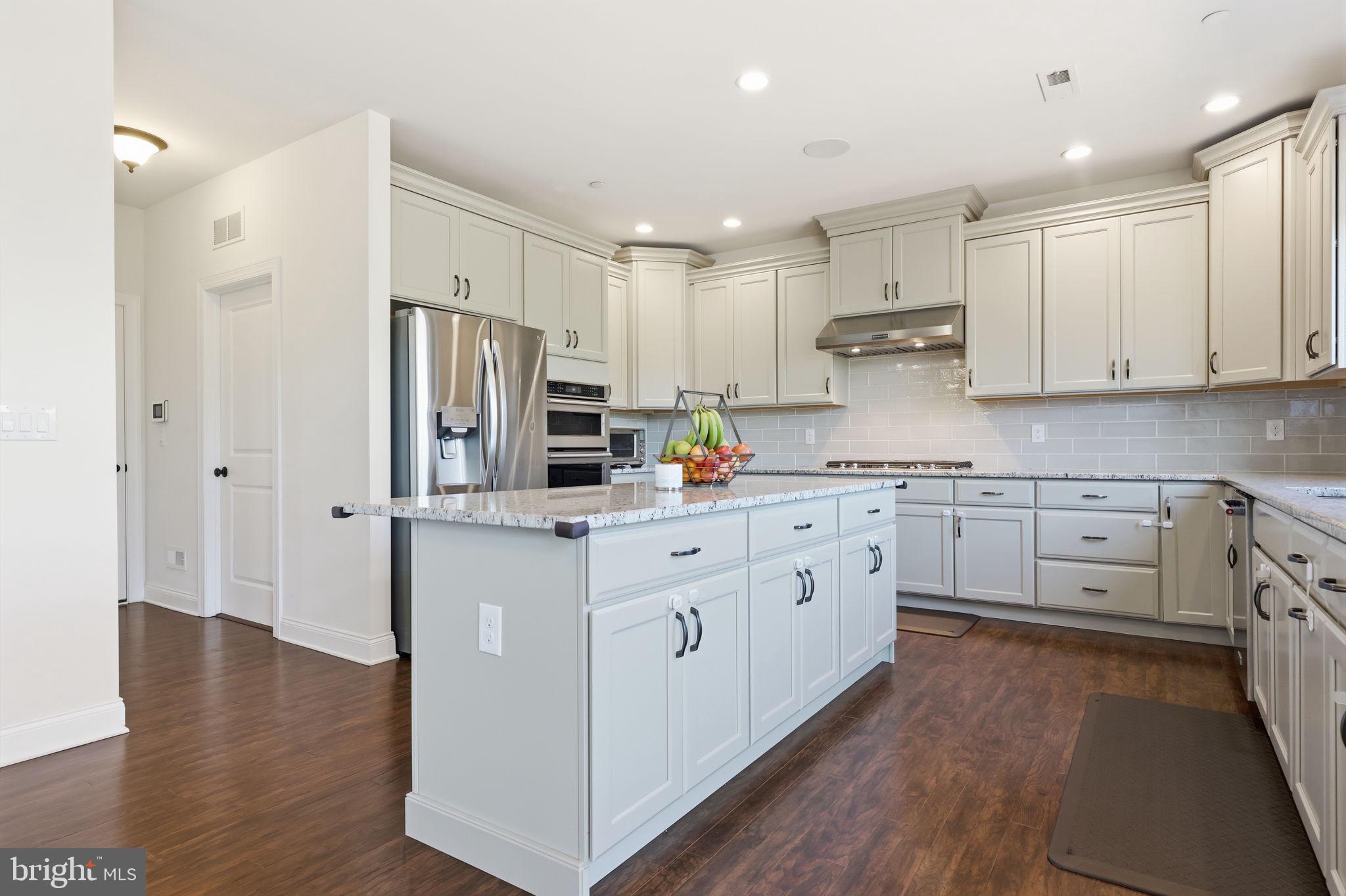 PARKVIEW - Residential