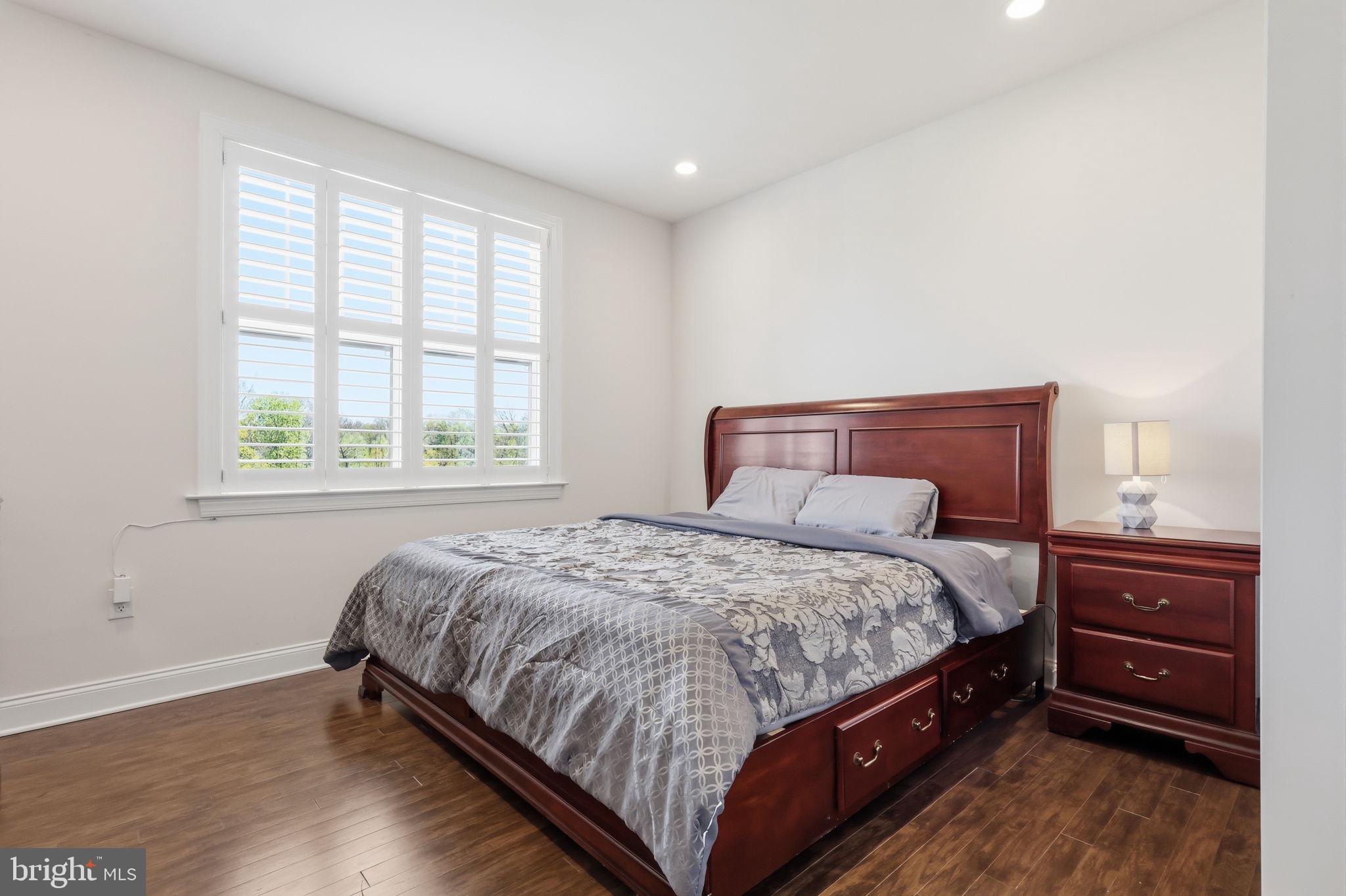 PARKVIEW - Residential