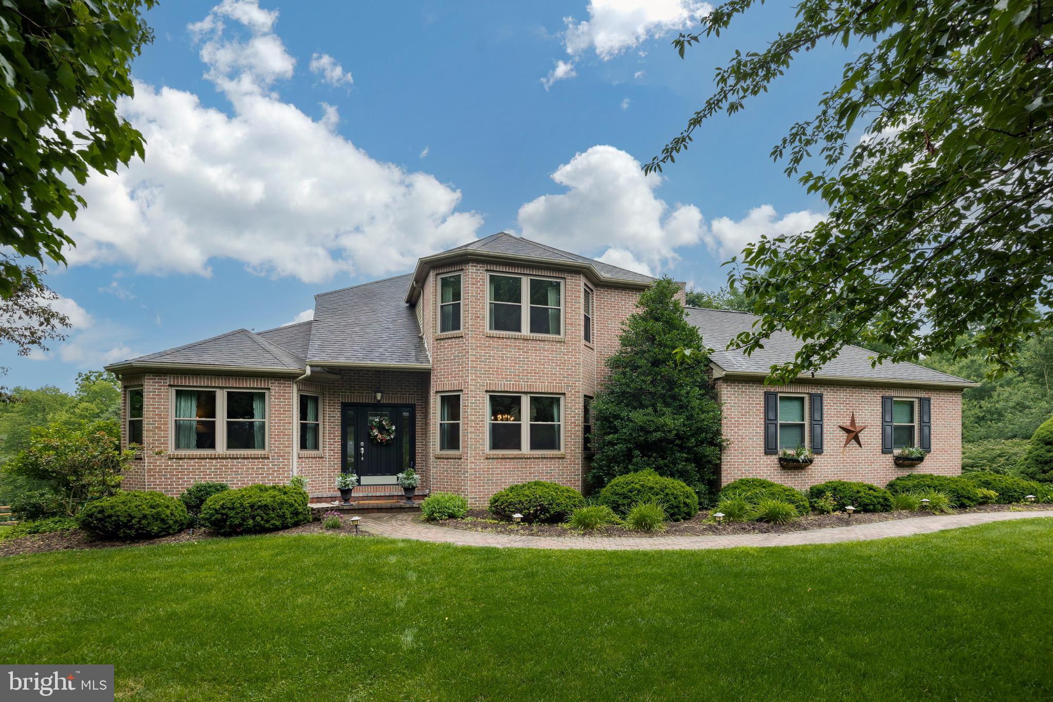 FOX TRAIL - Residential