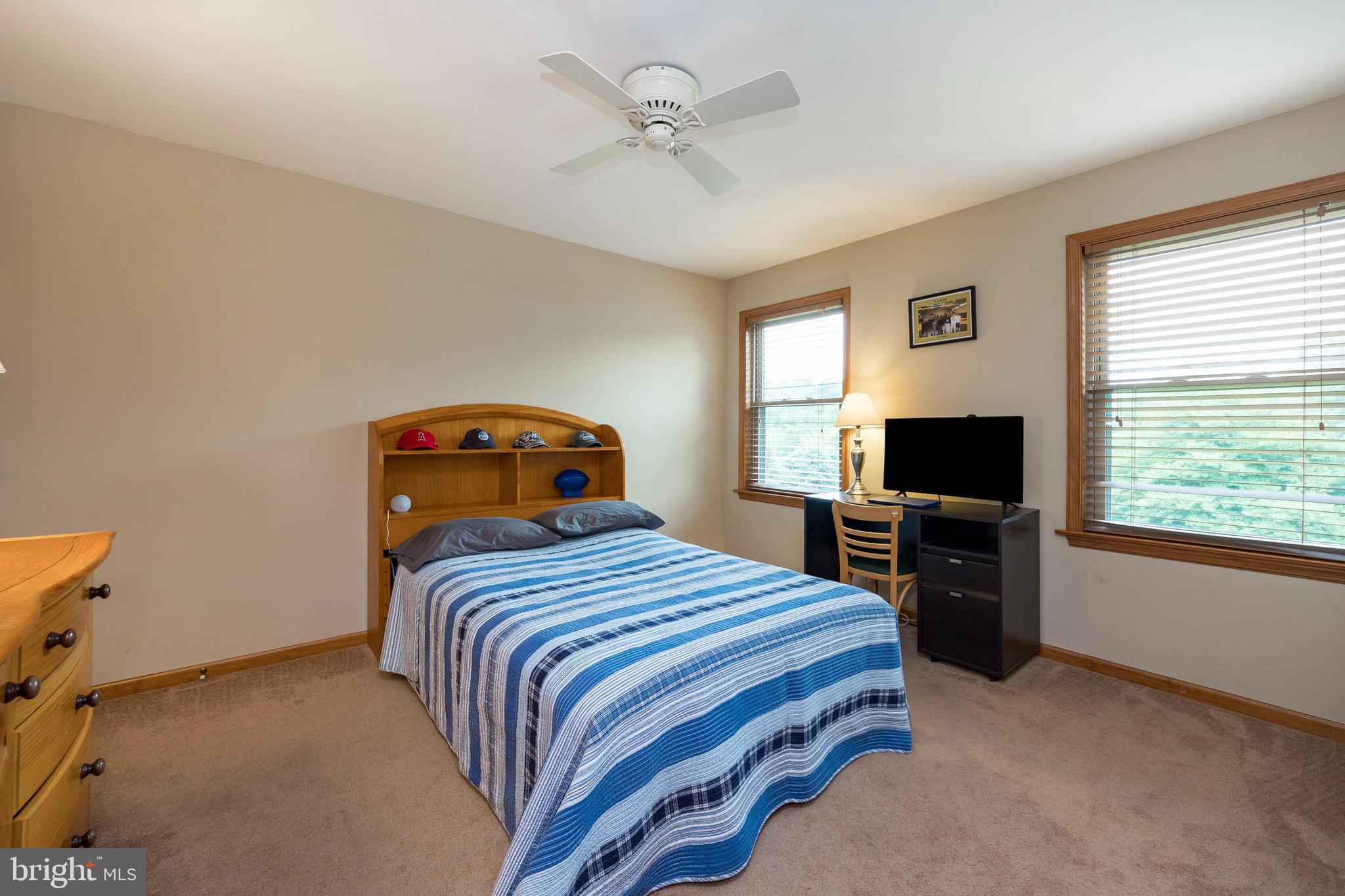 FOX TRAIL - Residential