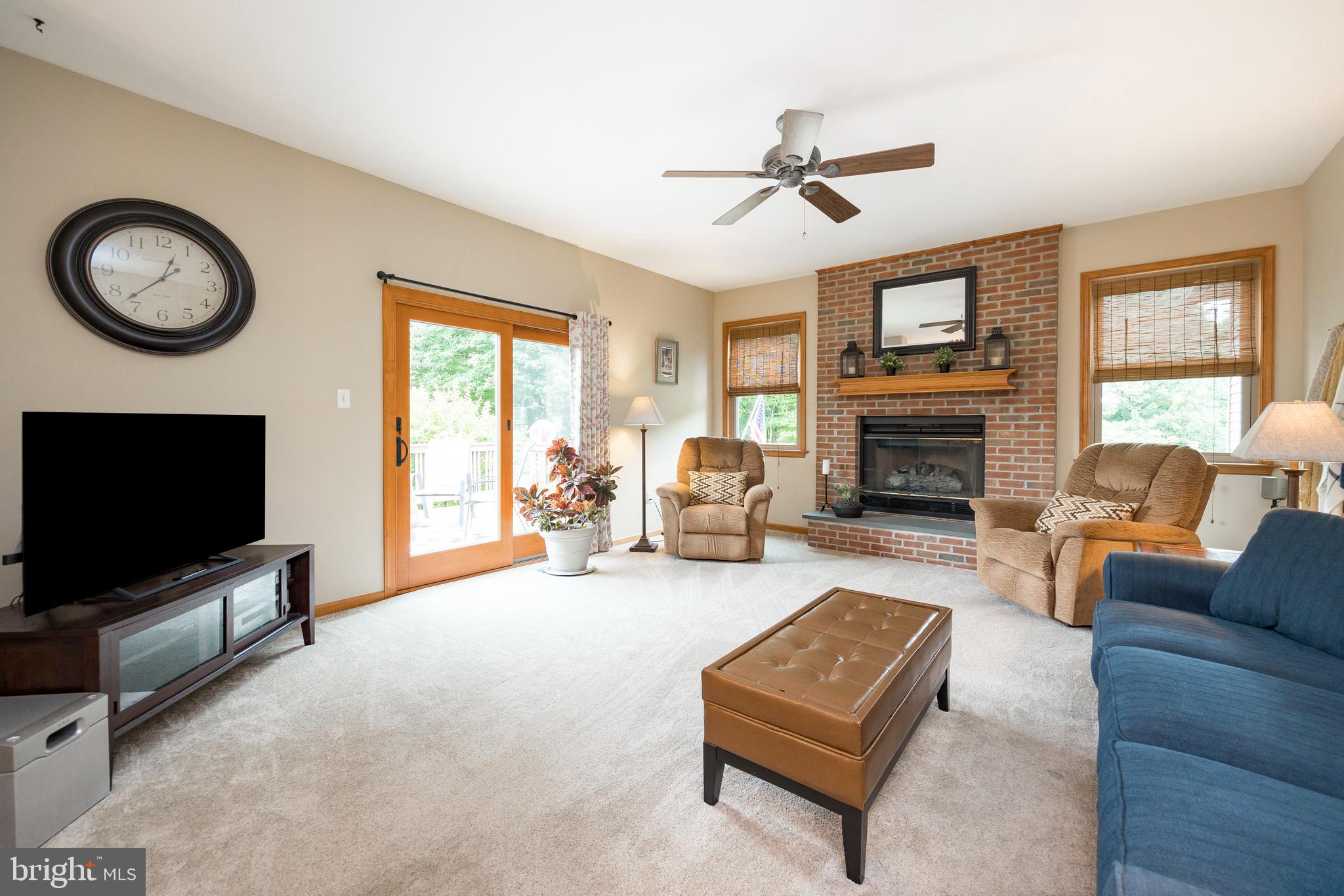 FOX TRAIL - Residential