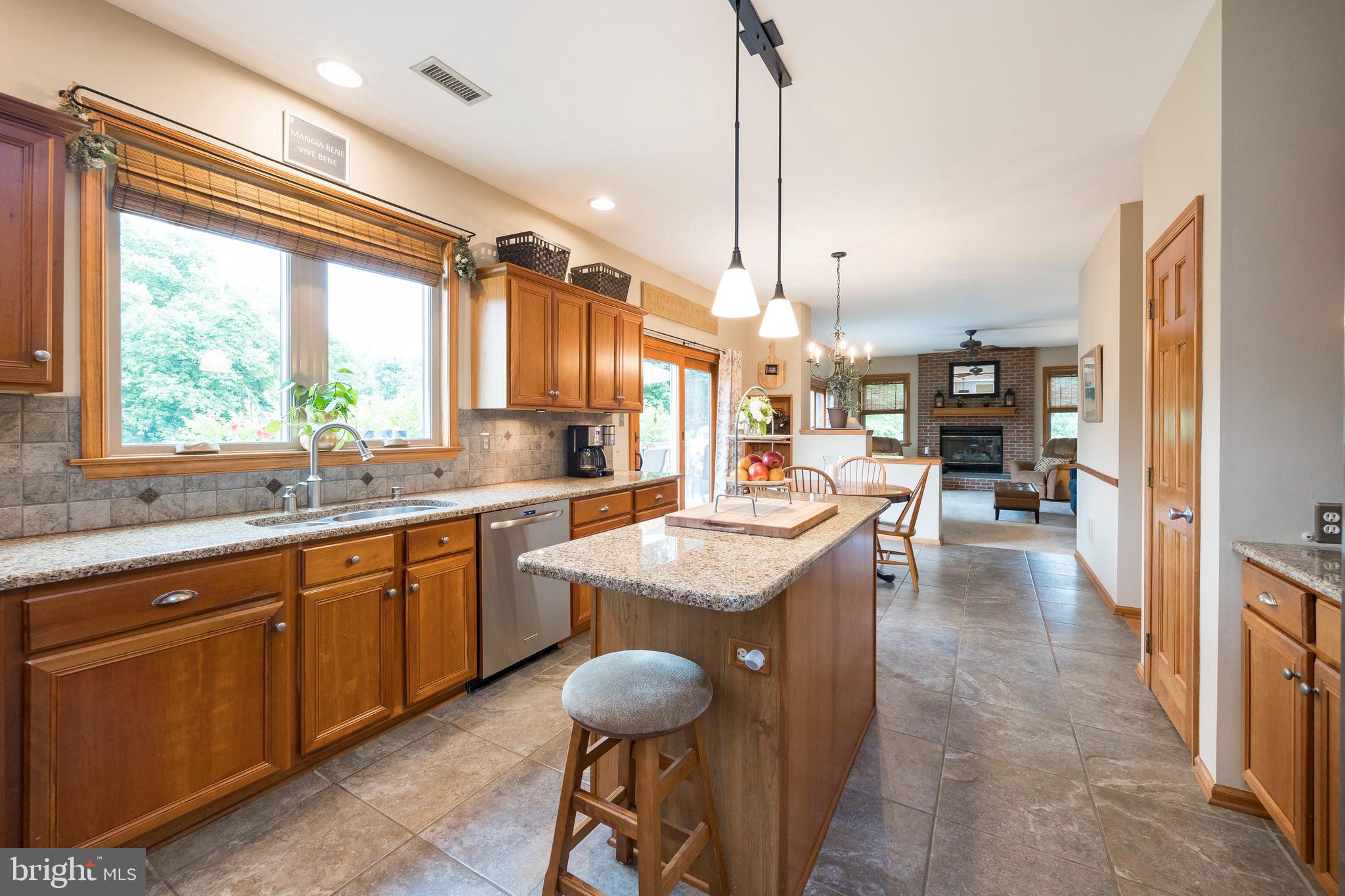 FOX TRAIL - Residential