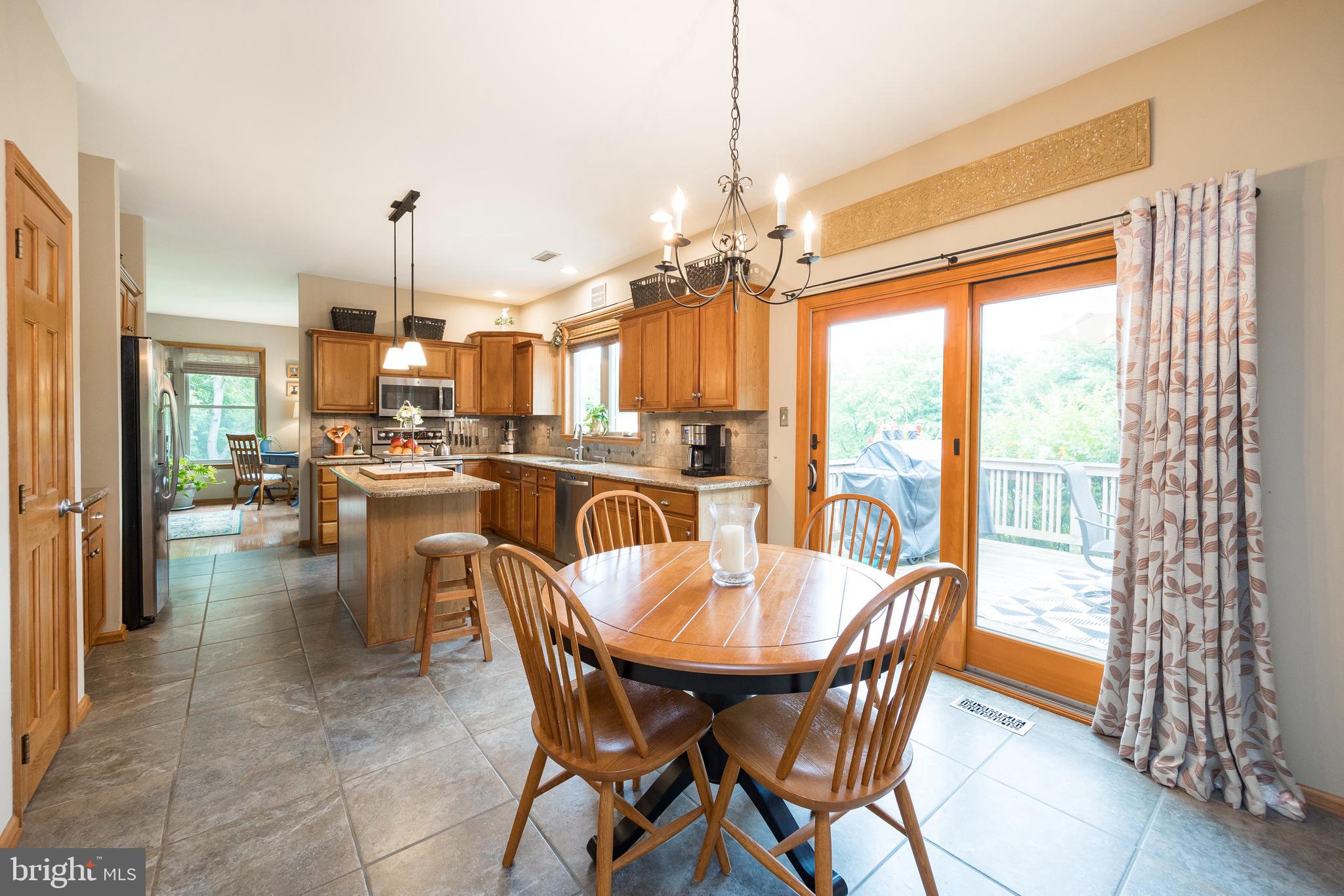 FOX TRAIL - Residential