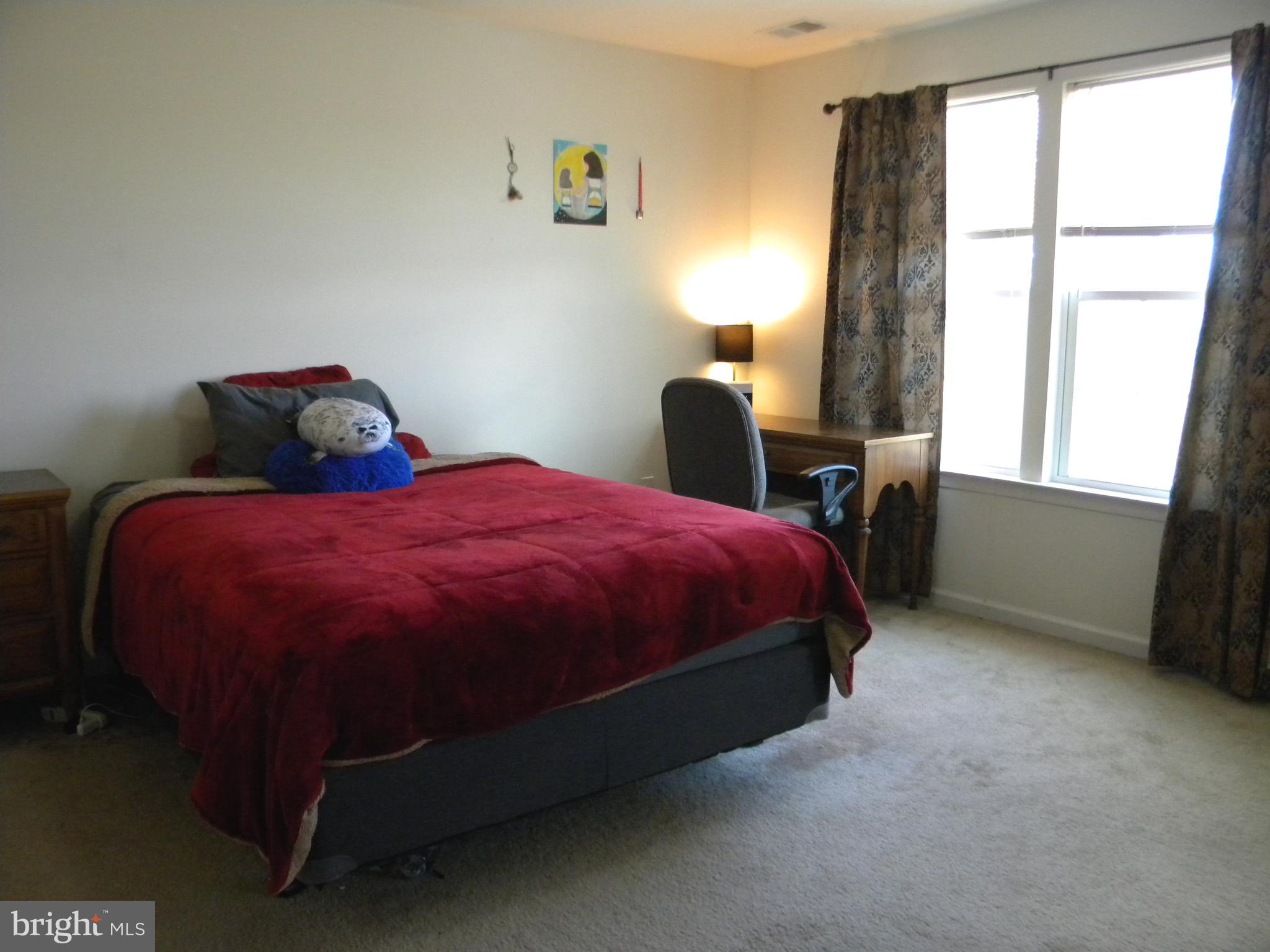 HIGHVIEW AT SOUDERTO - Residential Lease