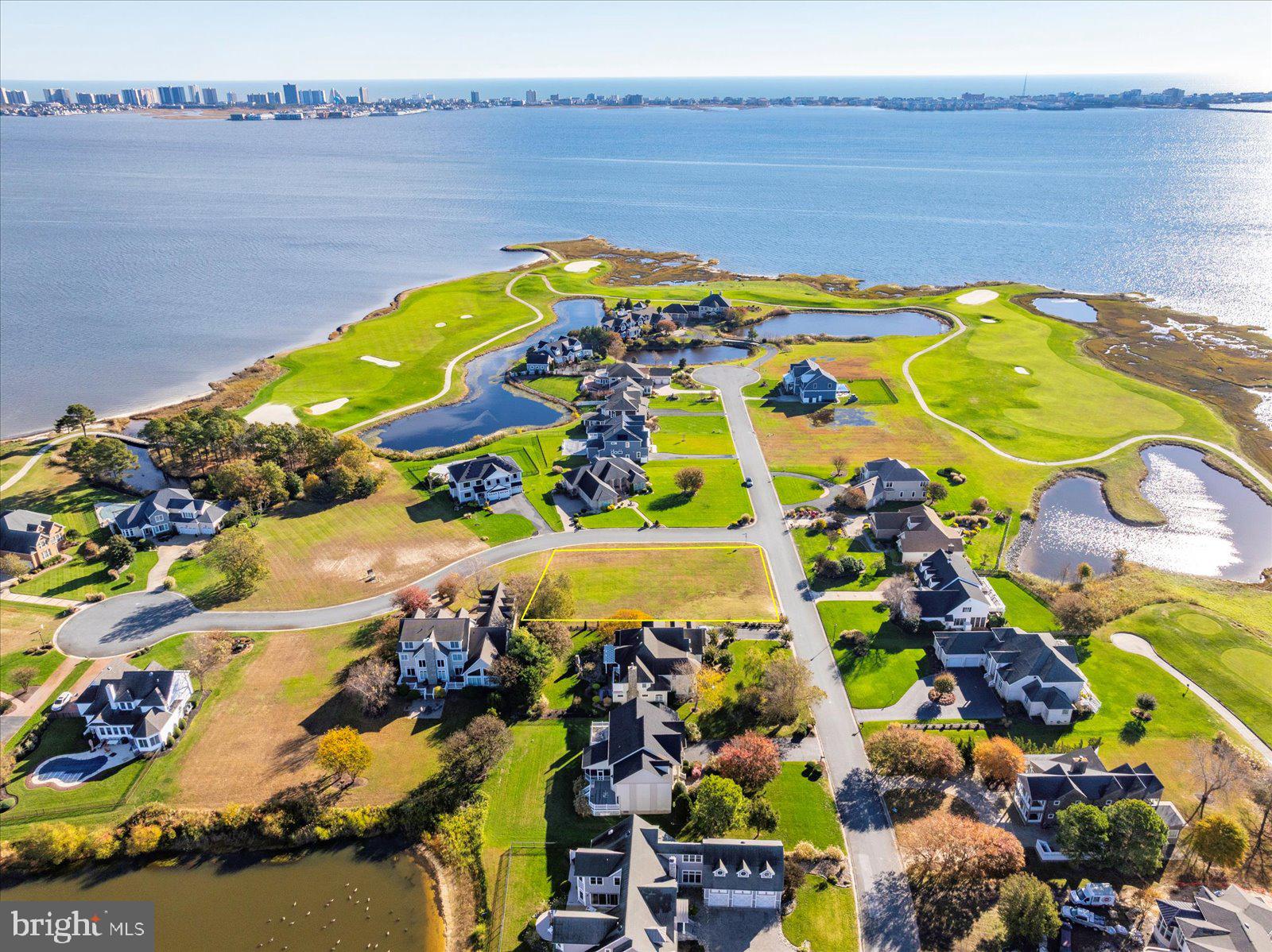 LIGHTHOUSE SOUND - Land