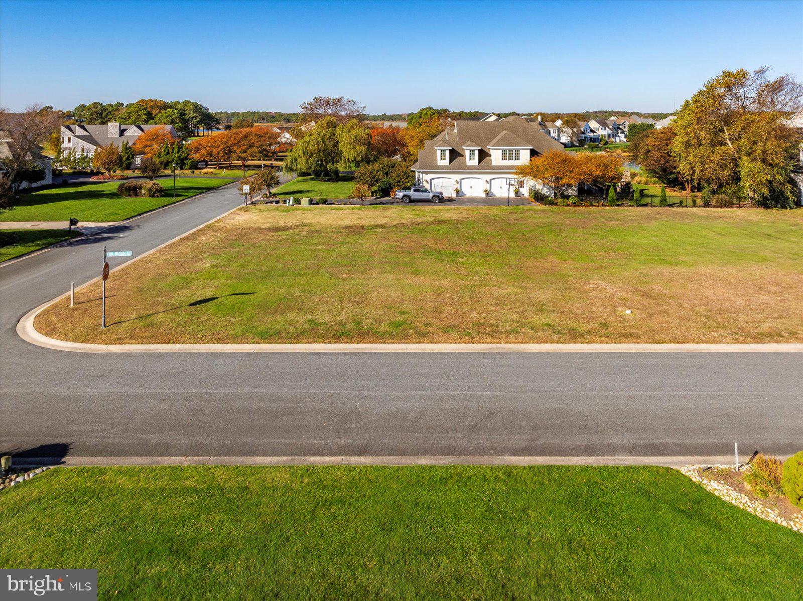 LIGHTHOUSE SOUND - Land