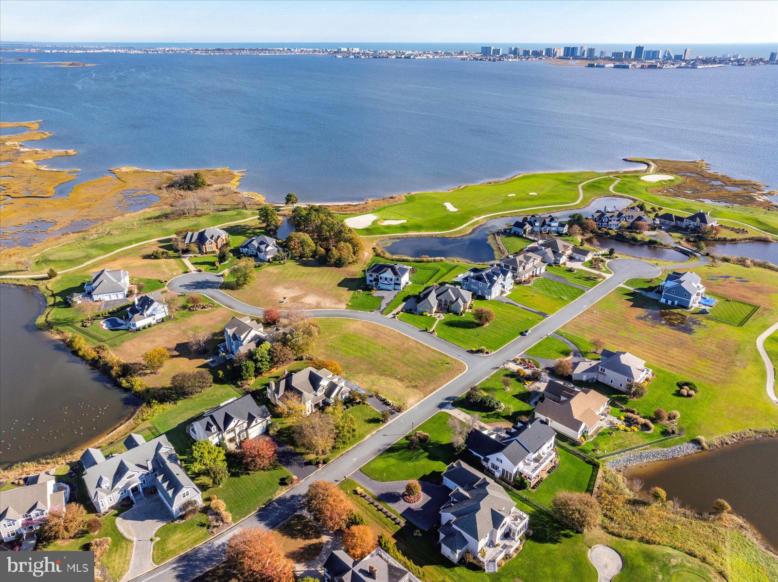 LIGHTHOUSE SOUND - Land