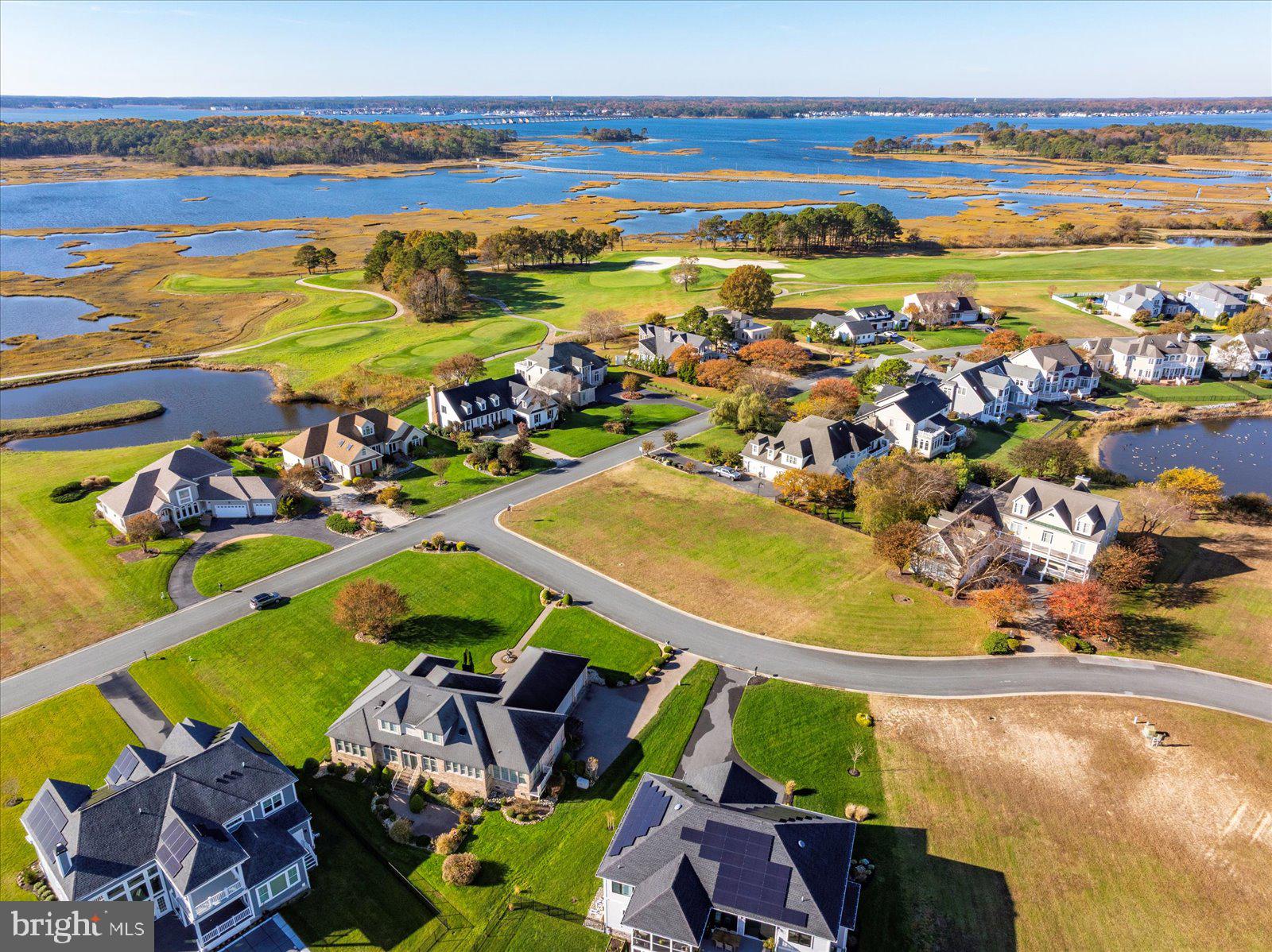 LIGHTHOUSE SOUND - Land