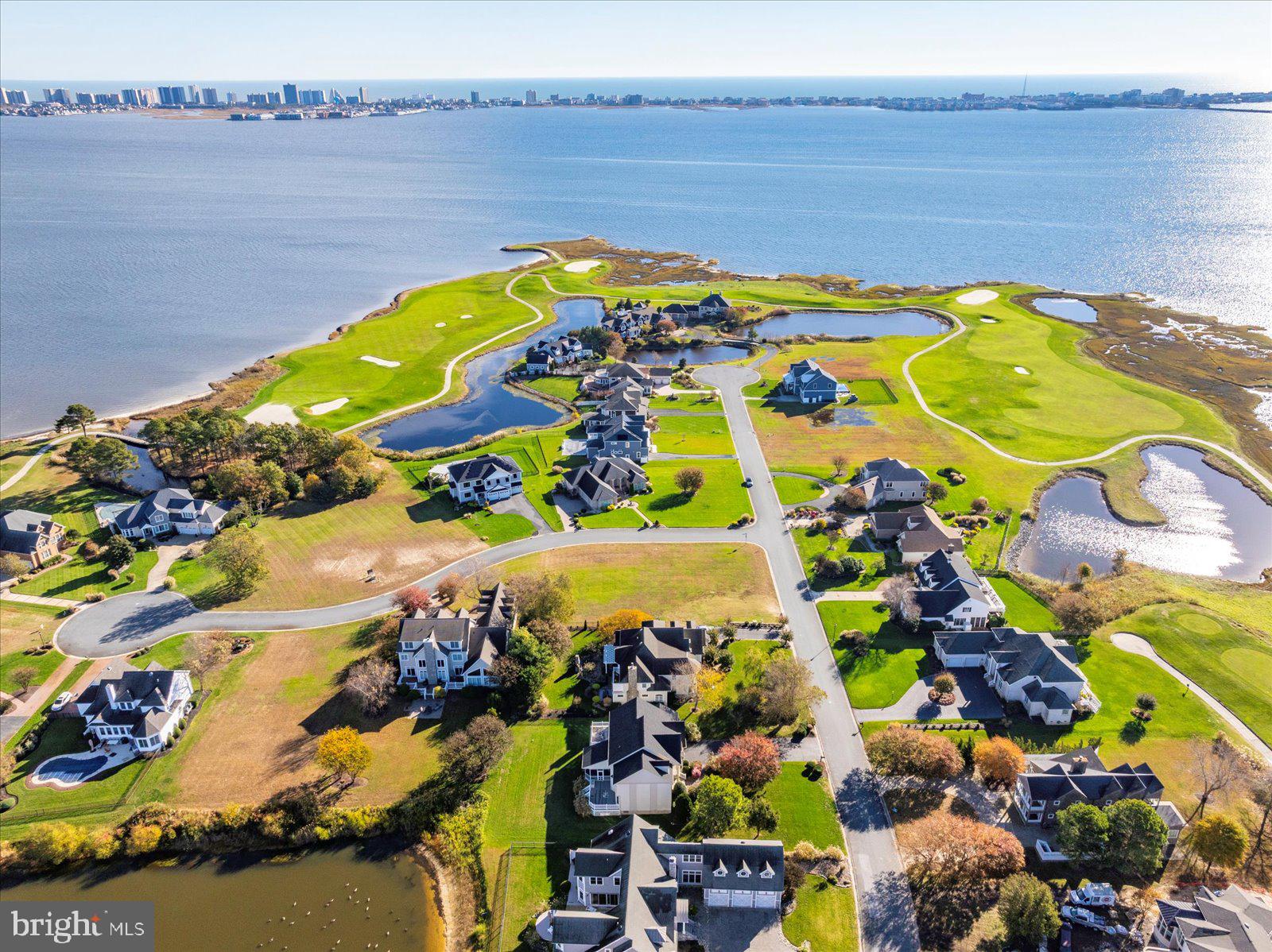 LIGHTHOUSE SOUND - Land