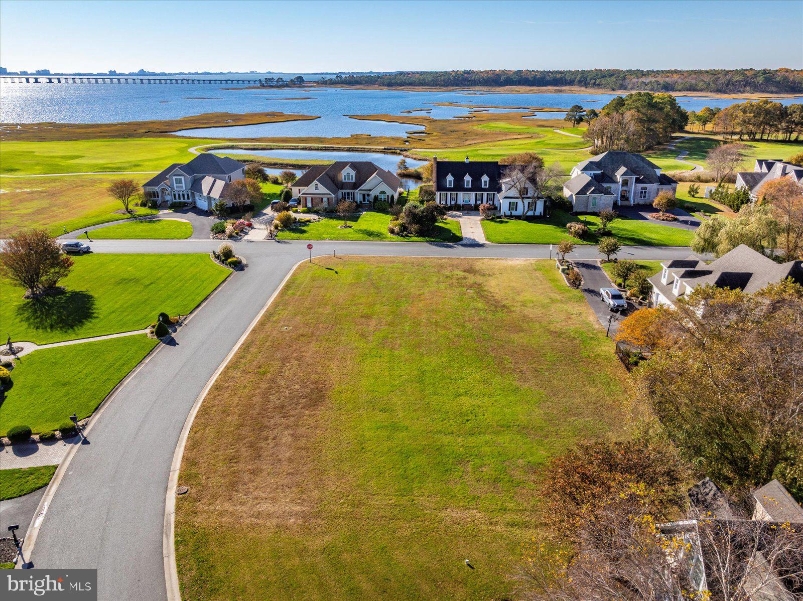 LIGHTHOUSE SOUND - Land