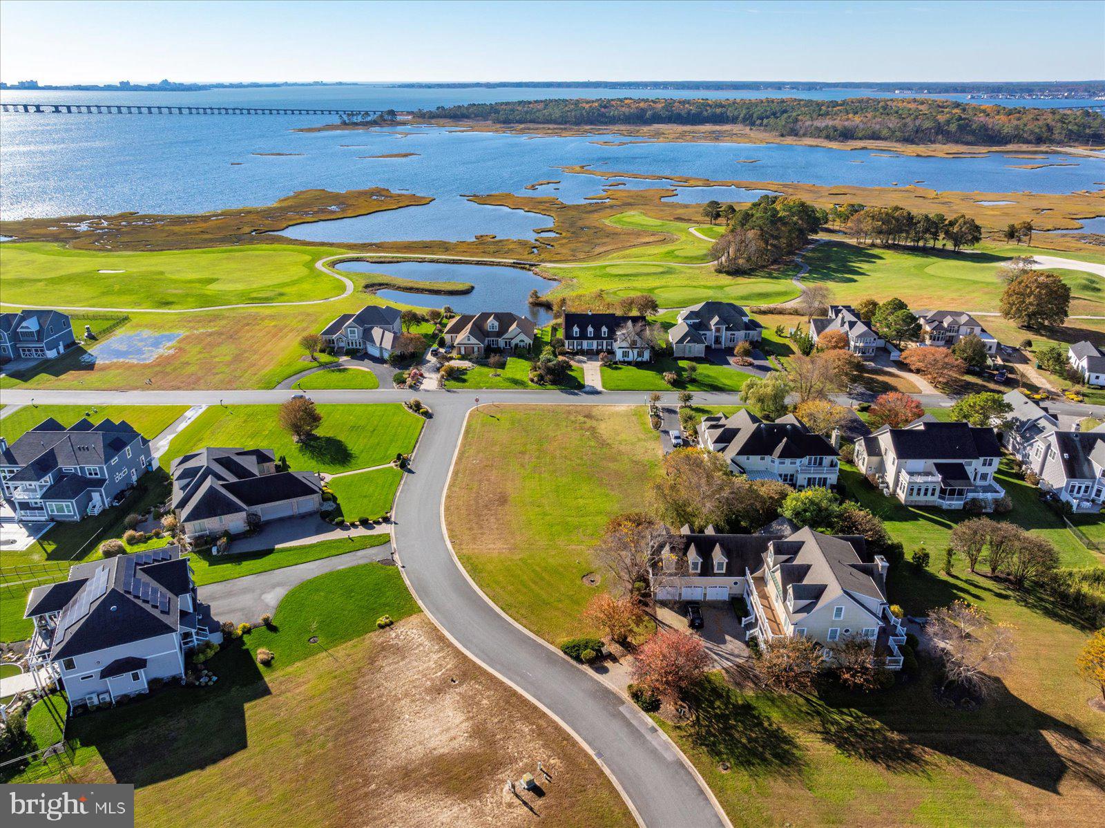 LIGHTHOUSE SOUND - Land