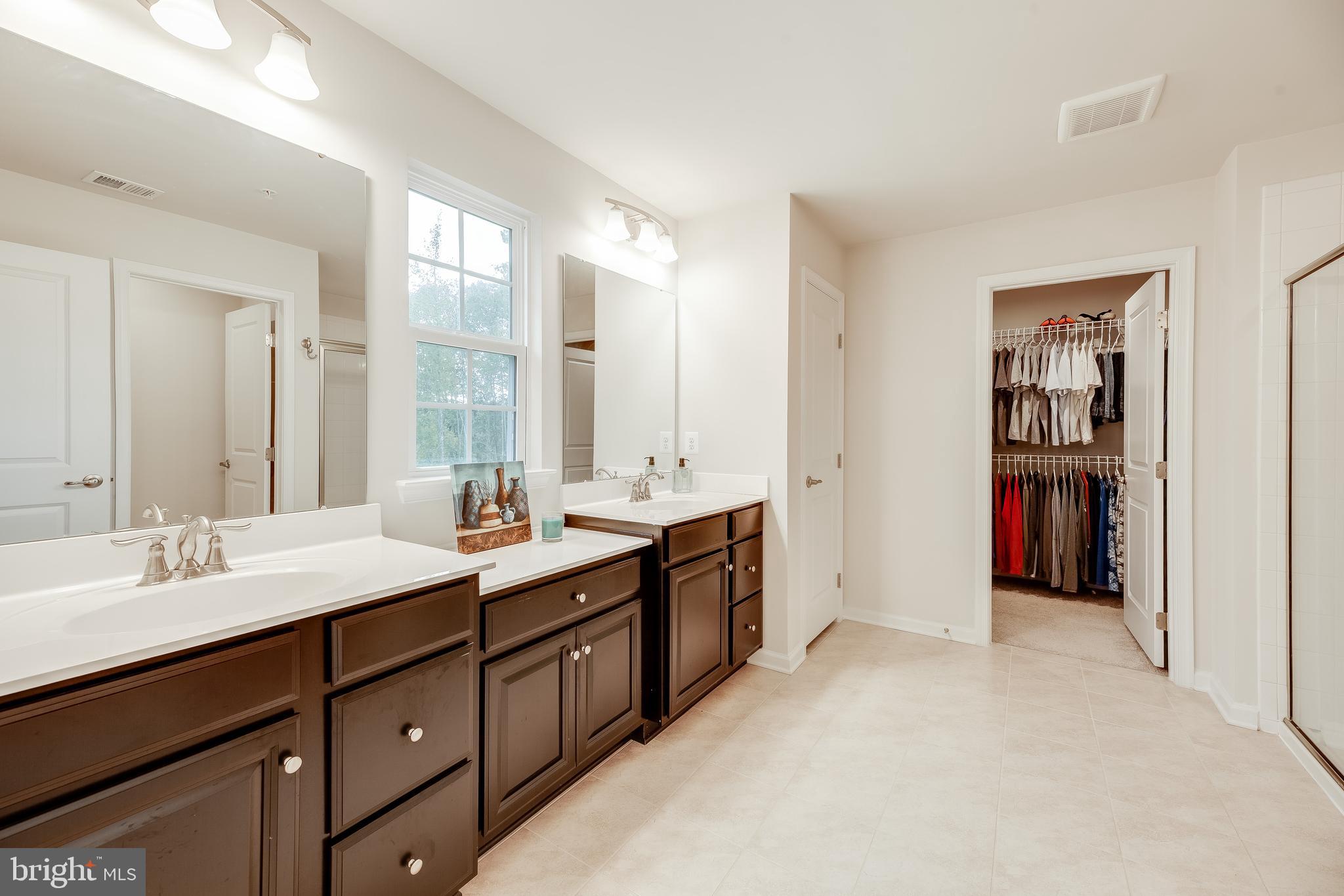 HIGHGROVE - Residential