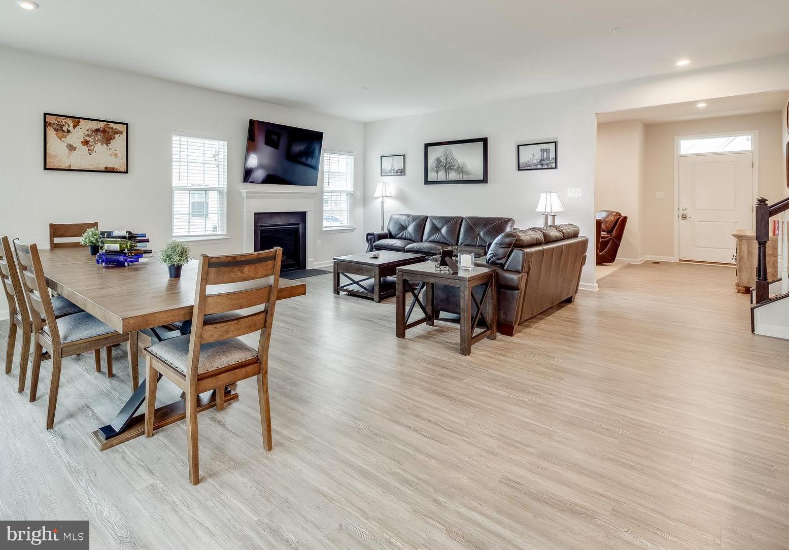 HIGHGROVE - Residential