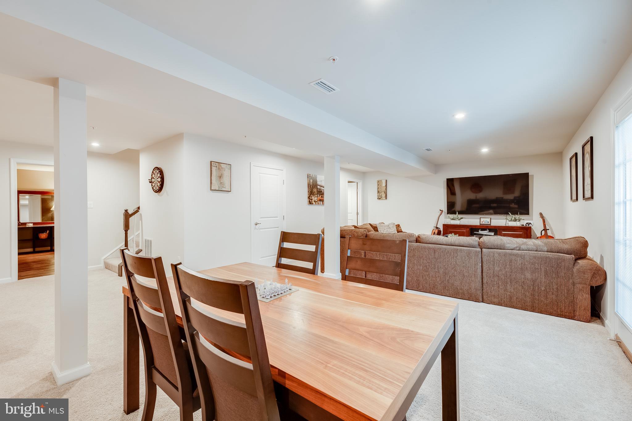 HIGHGROVE - Residential