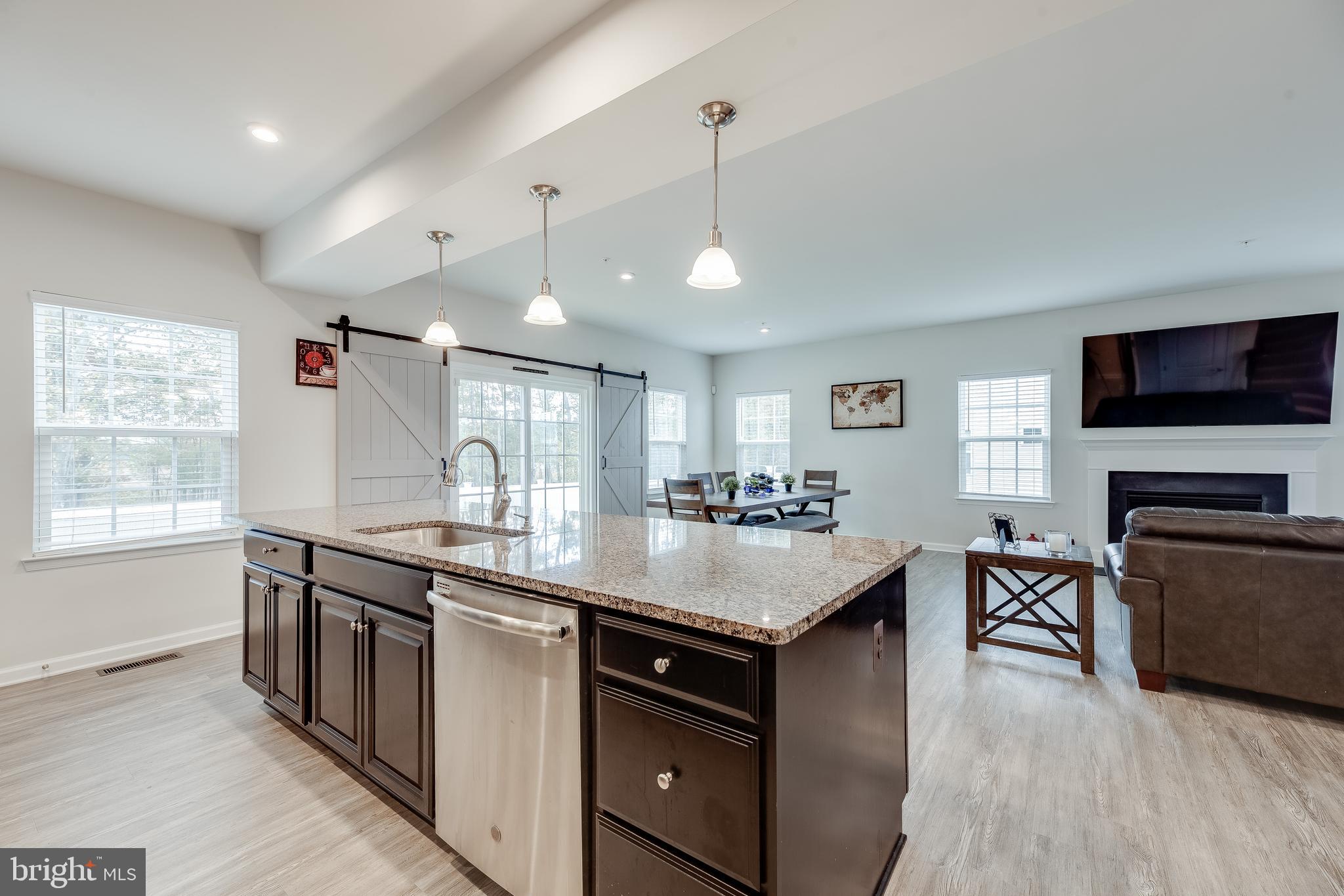 HIGHGROVE - Residential