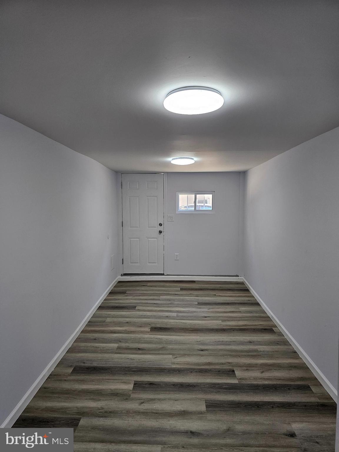 LAWNCREST - Residential