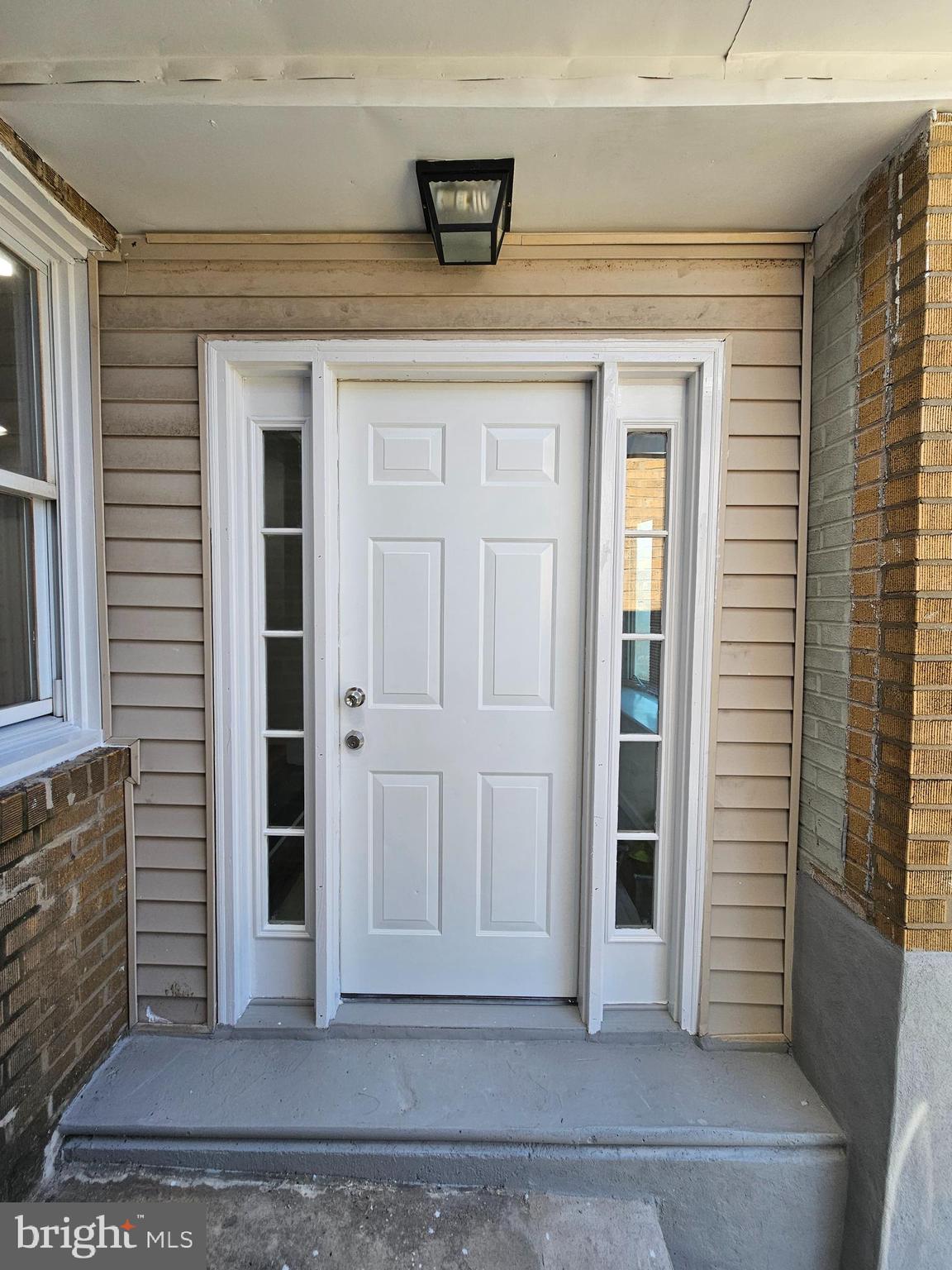 LAWNCREST - Residential