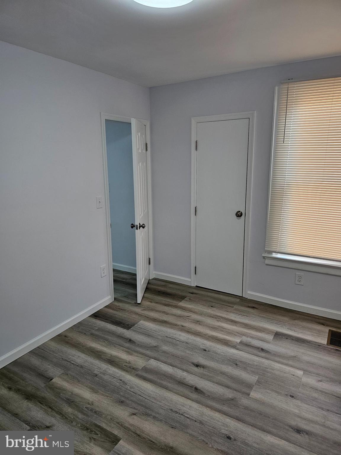 LAWNCREST - Residential