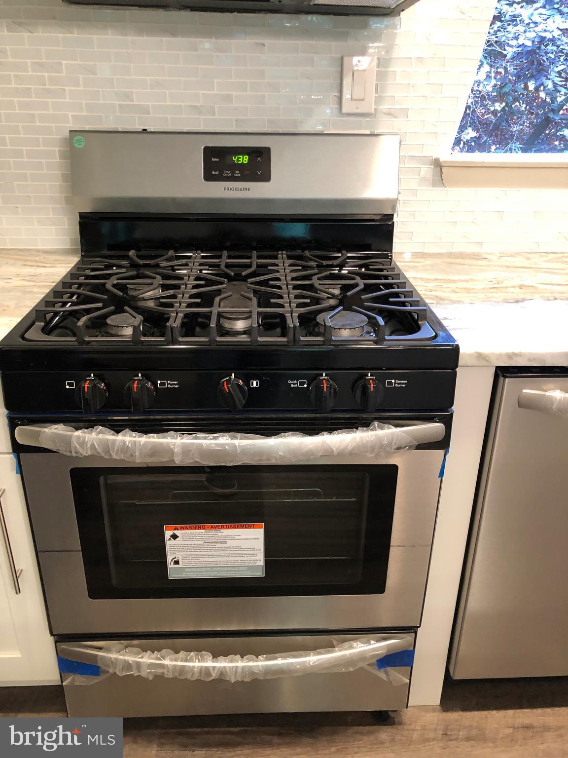 VANTAGE HILL - Residential