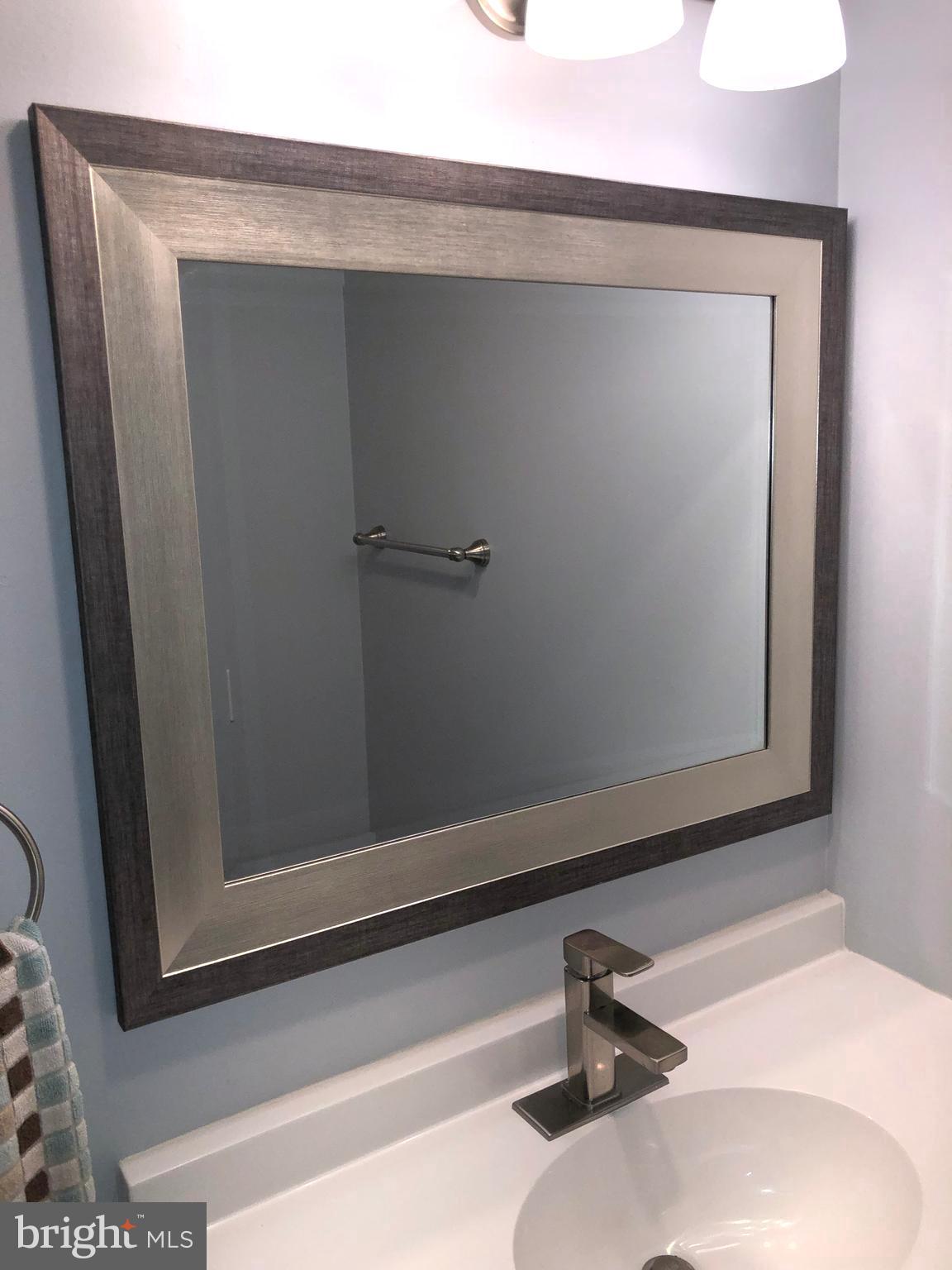 VANTAGE HILL - Residential