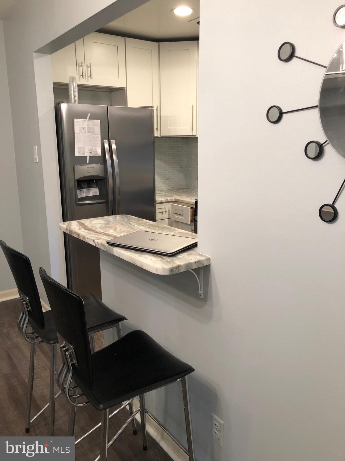 VANTAGE HILL - Residential