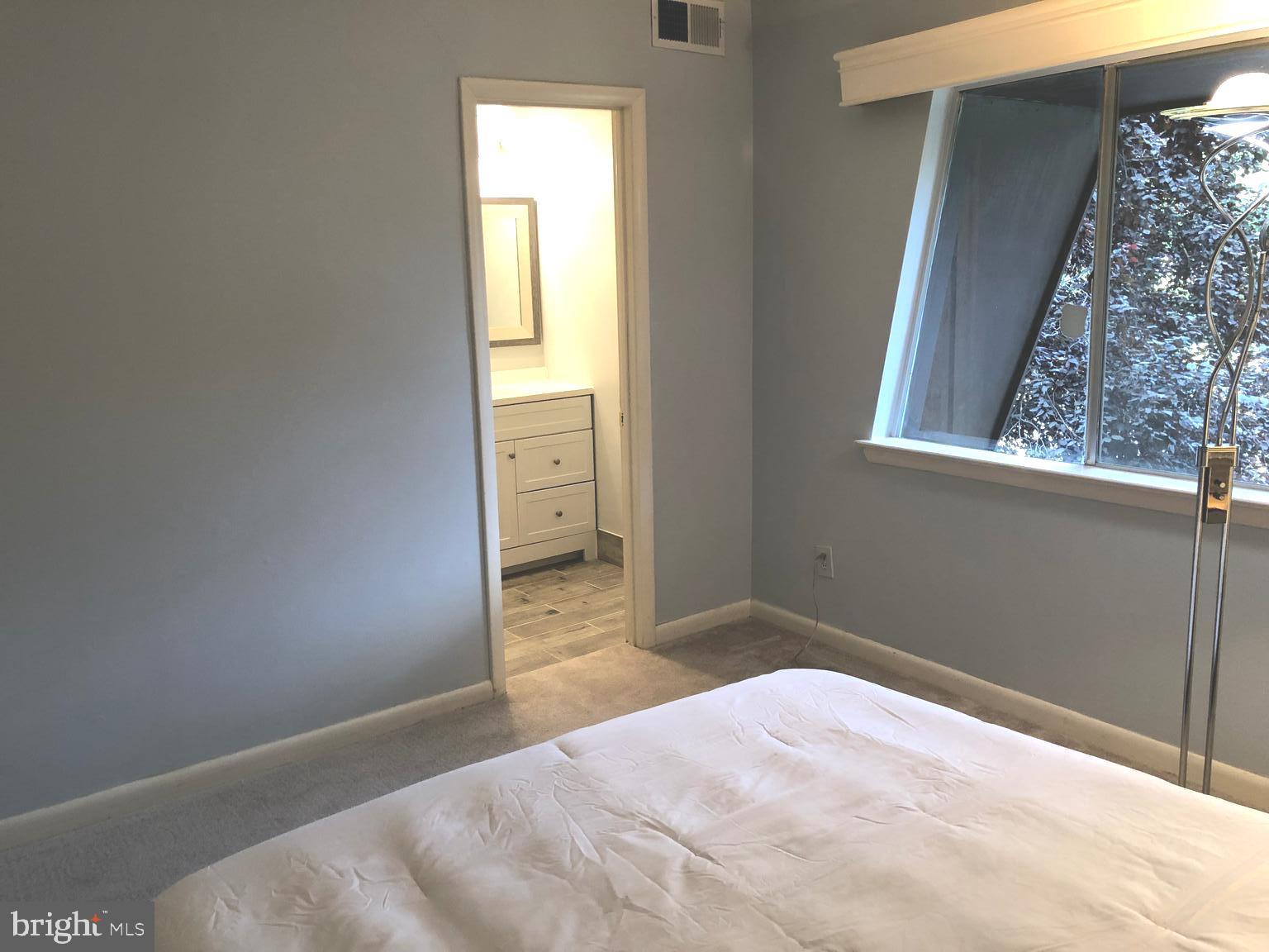 VANTAGE HILL - Residential