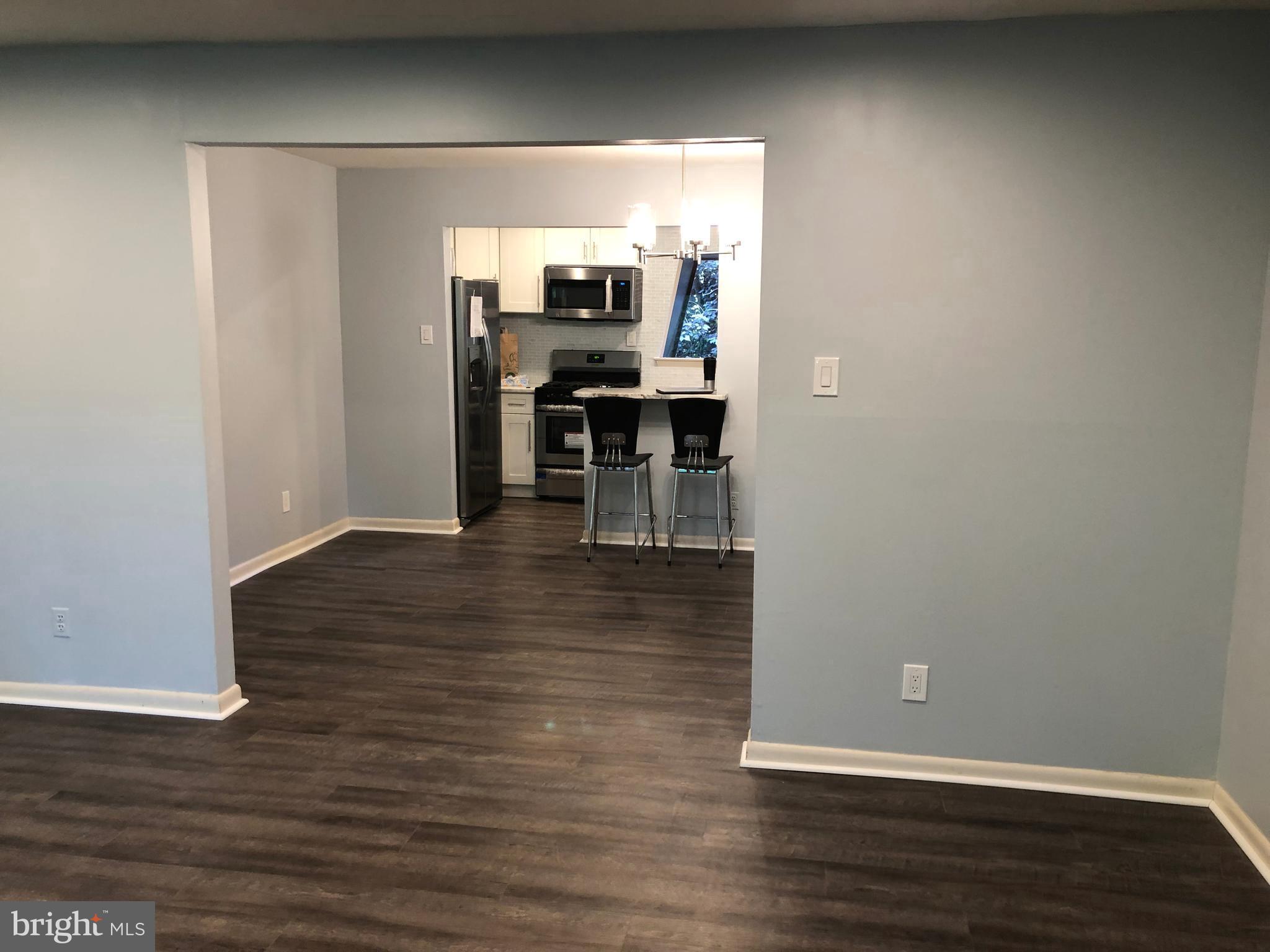 VANTAGE HILL - Residential