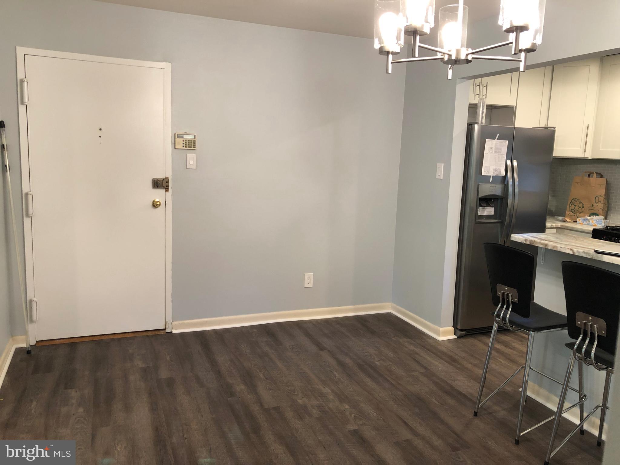 VANTAGE HILL - Residential