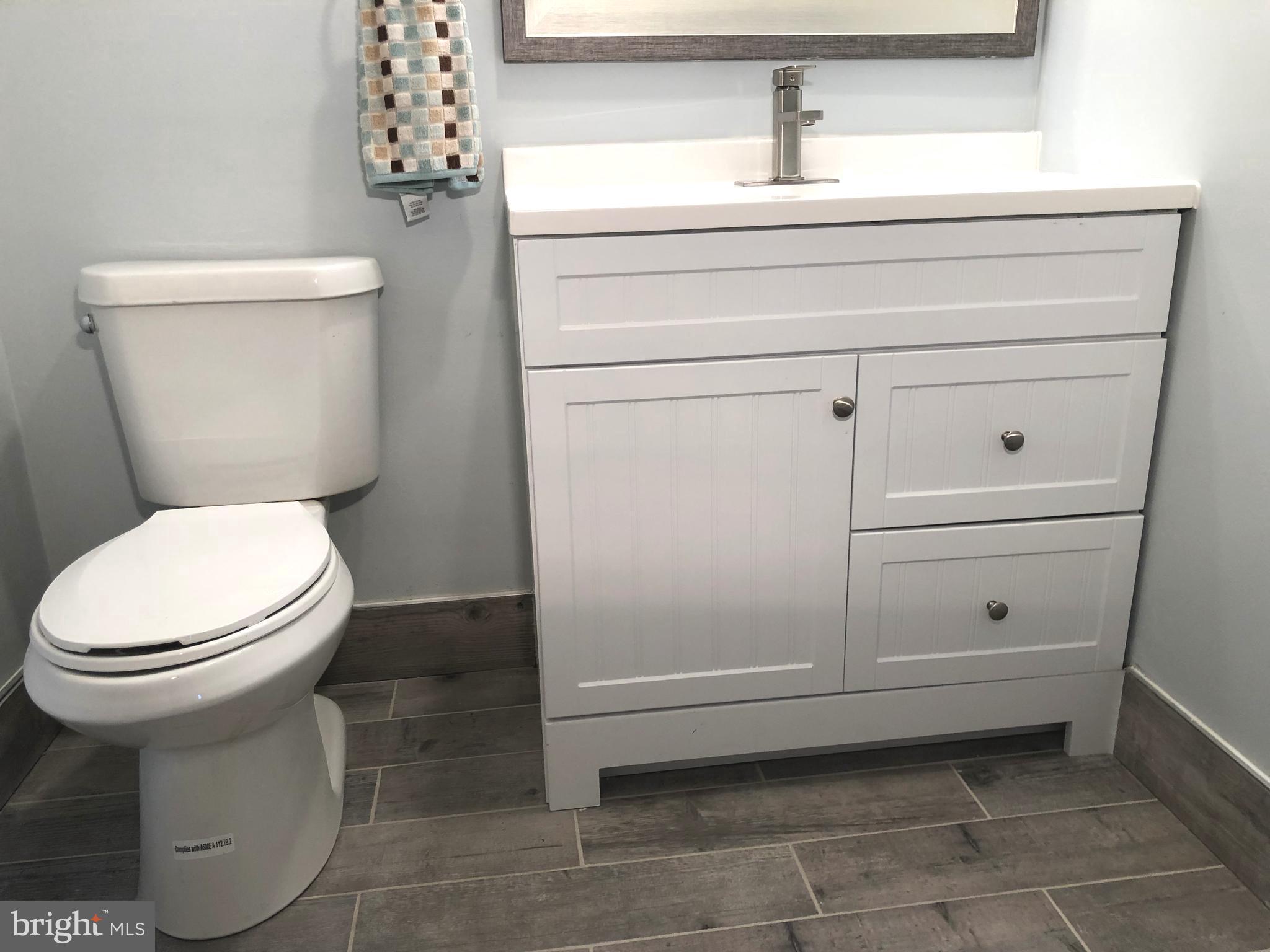 VANTAGE HILL - Residential