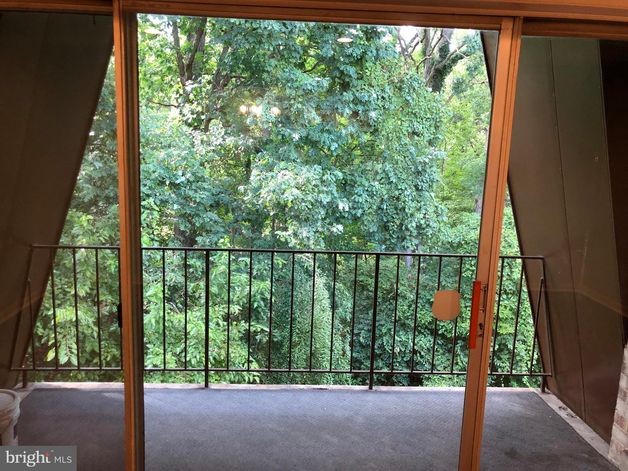 VANTAGE HILL - Residential