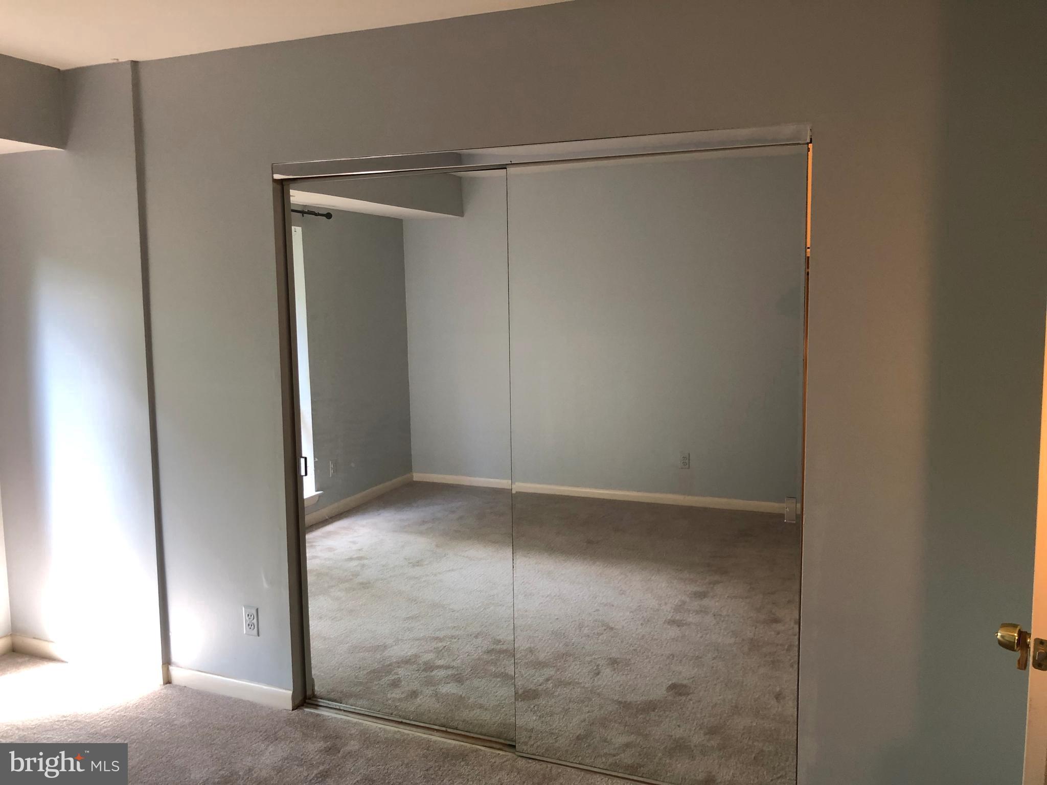 VANTAGE HILL - Residential