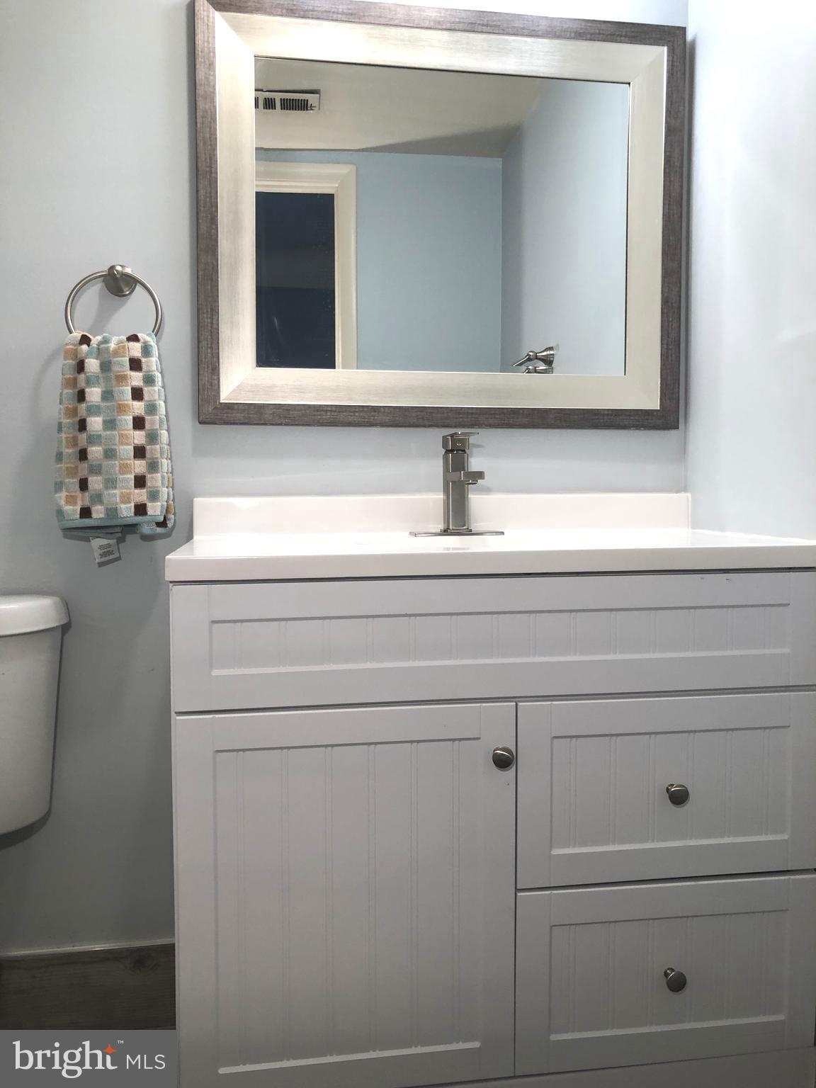 VANTAGE HILL - Residential