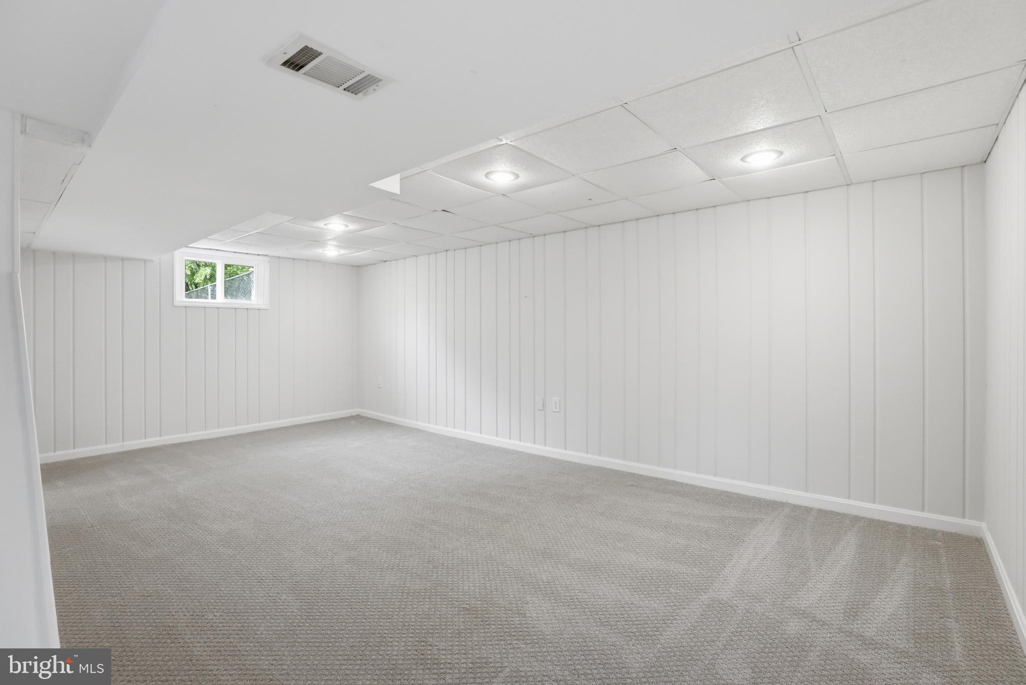 KENSINGTON HEIGHTS - Residential