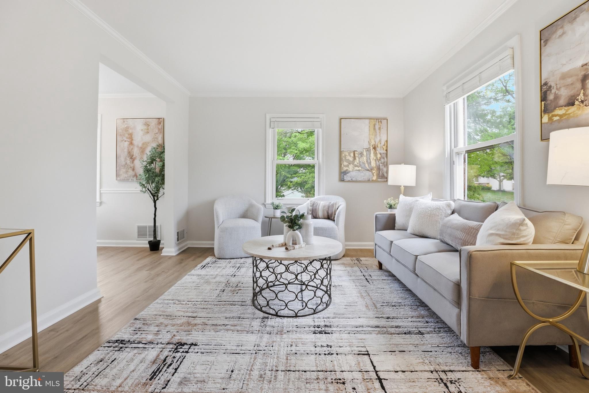 KENSINGTON HEIGHTS - Residential
