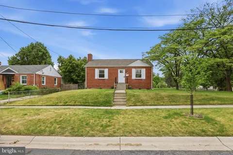 10814 Stella Court, Kensington, MD 20895 - #: MDMC2229296