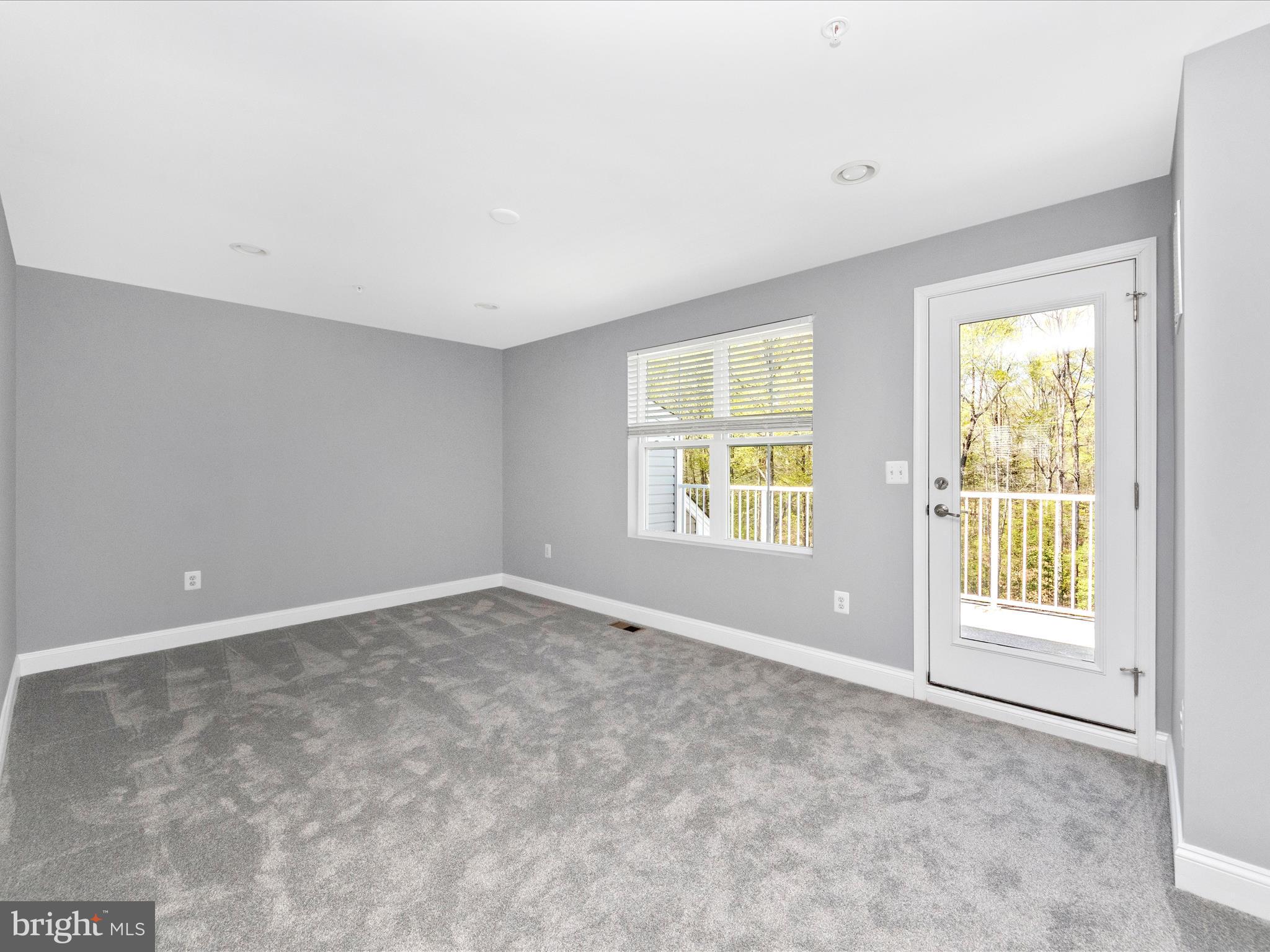 STONEHAVEN - Residential