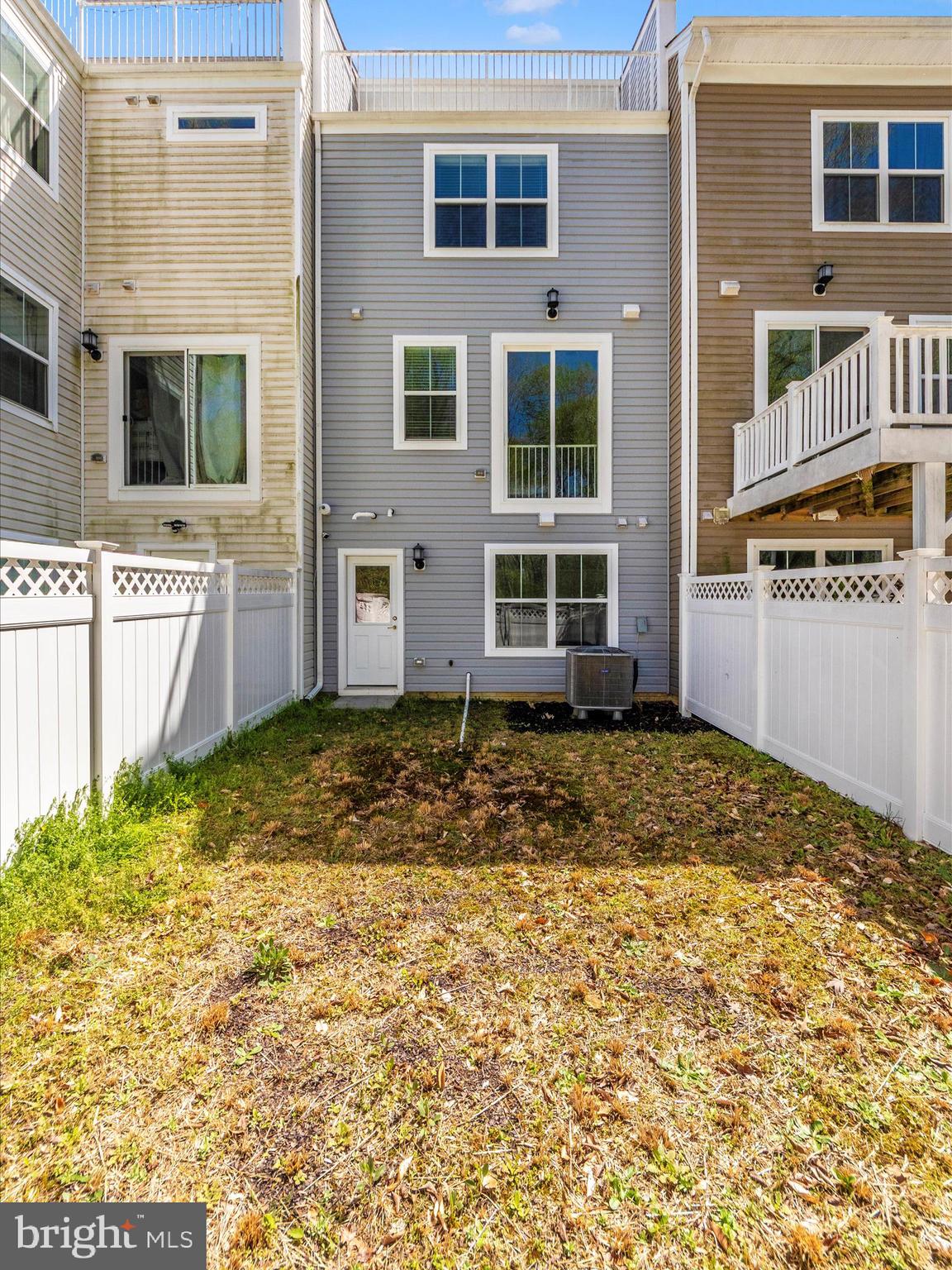 STONEHAVEN - Residential