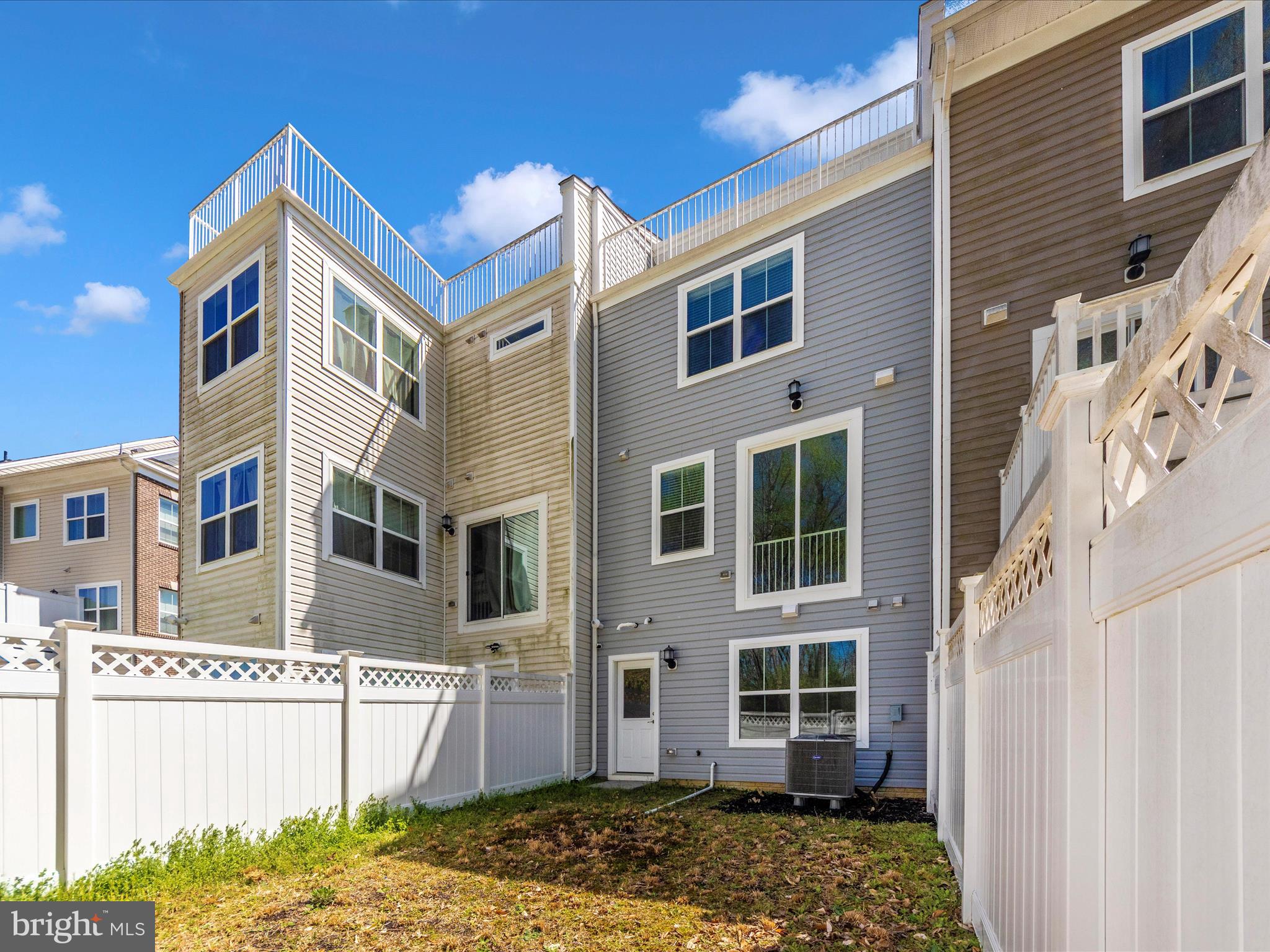 STONEHAVEN - Residential