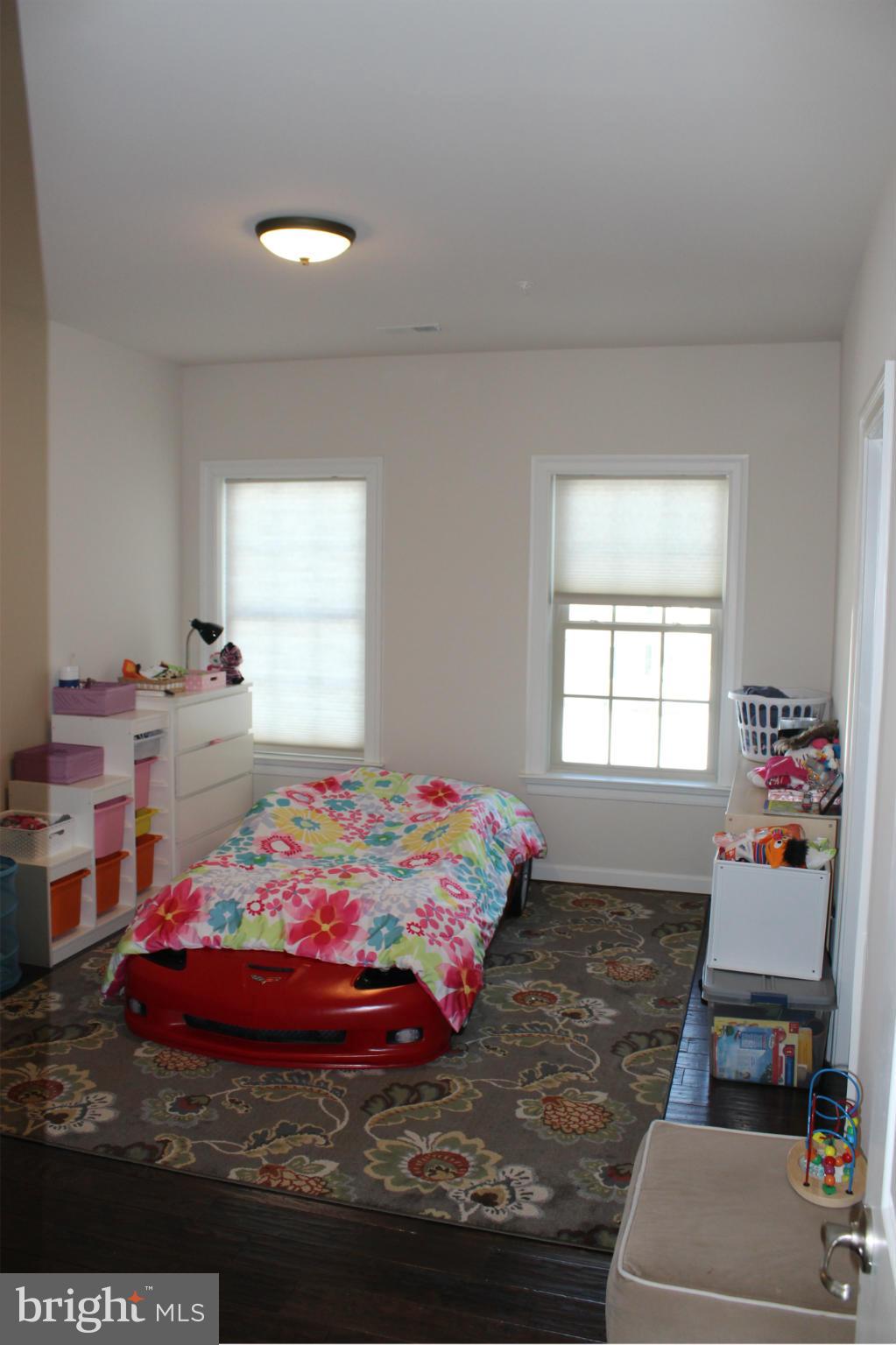 CLARKSBURG VILLAGE - Residential Lease