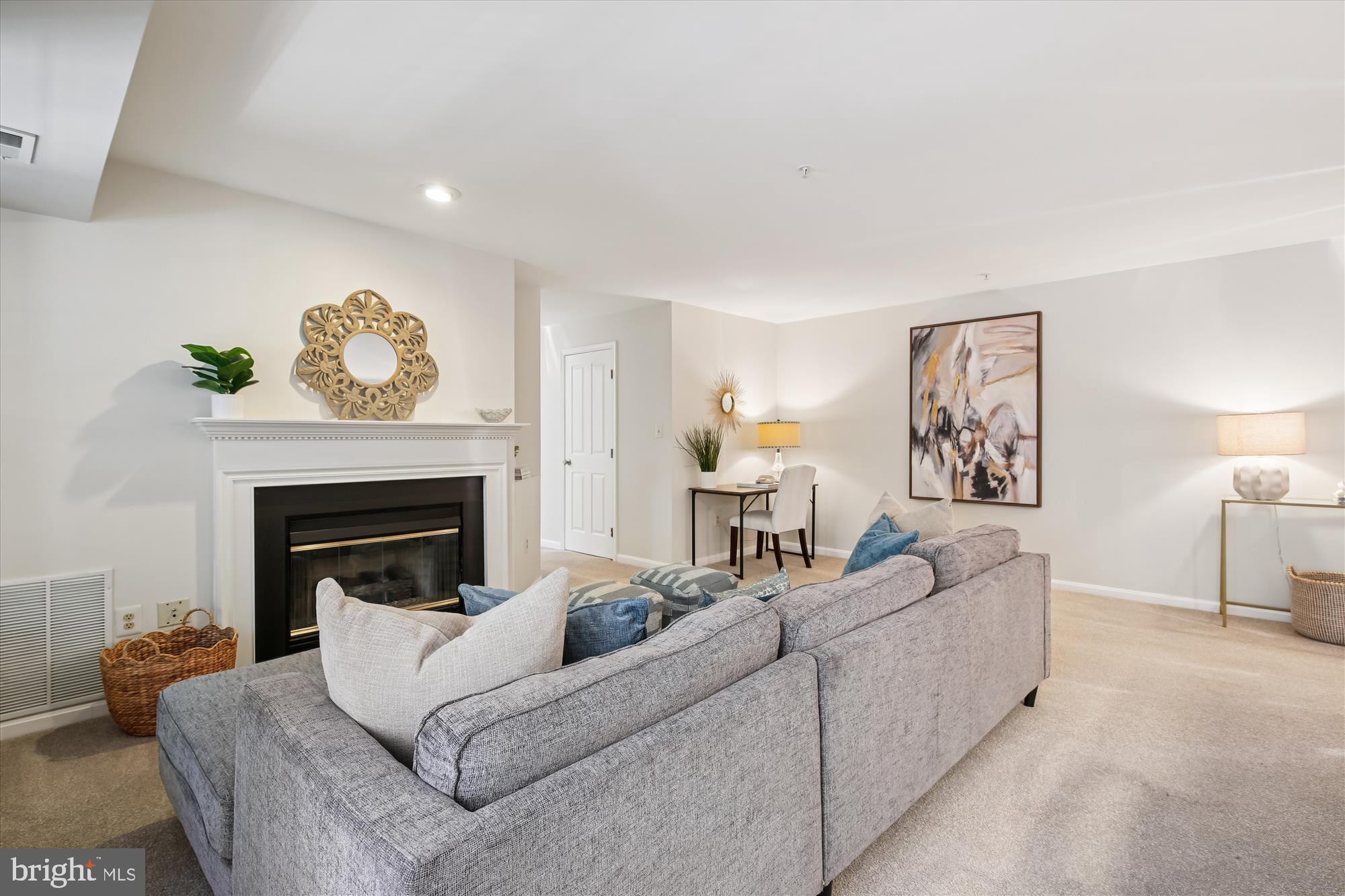 FAIRMONT - Residential