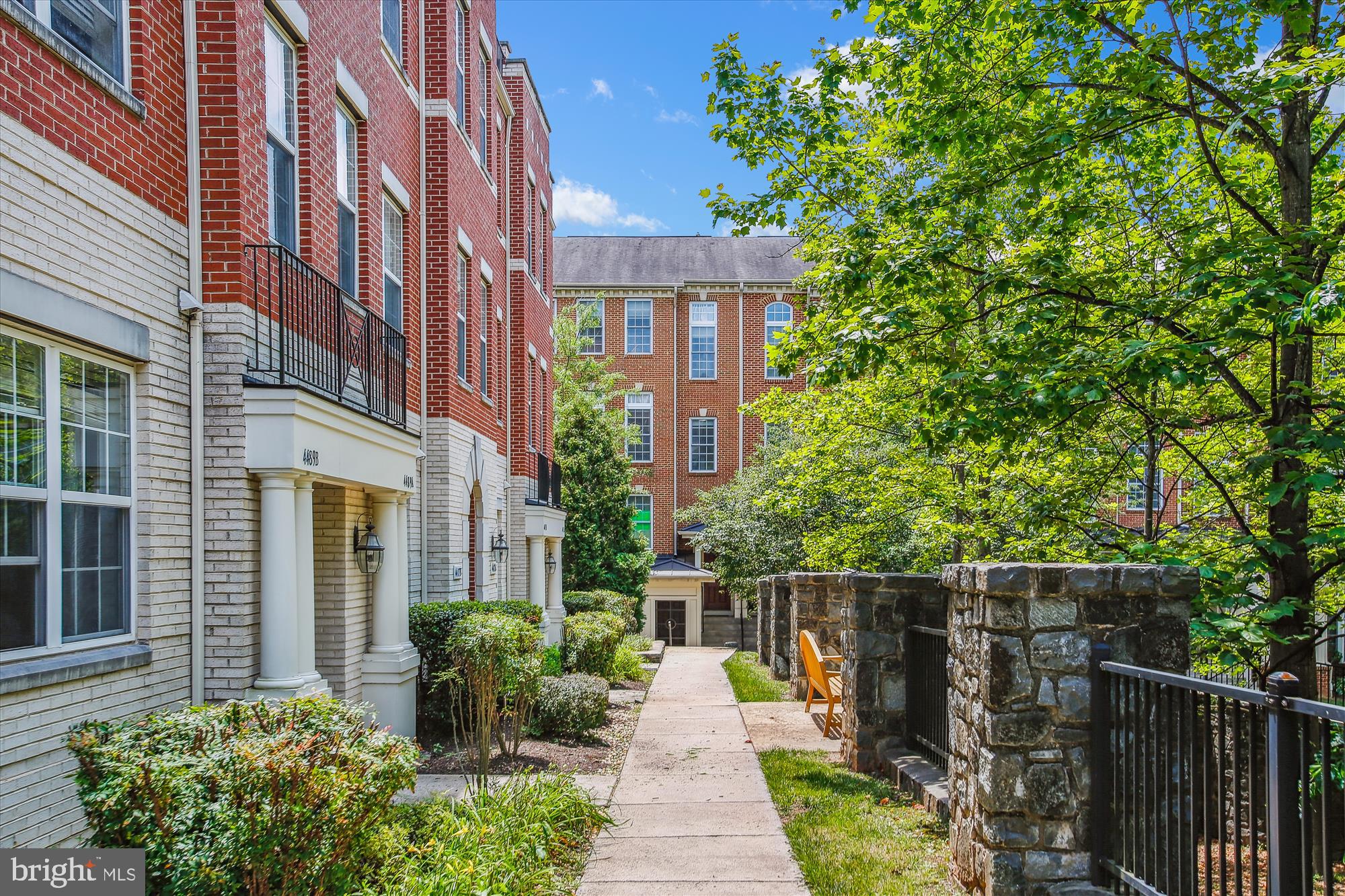 FAIRMONT - Residential