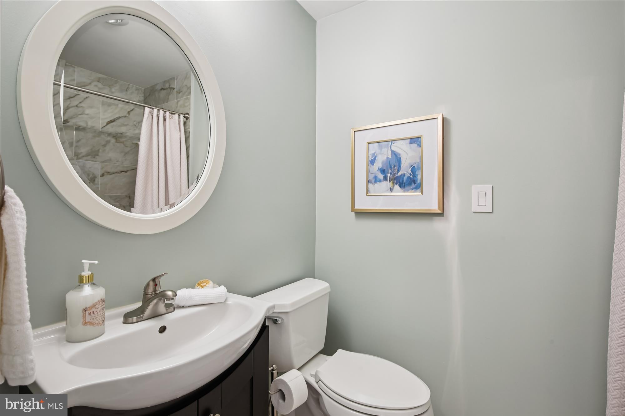 FAIRMONT - Residential