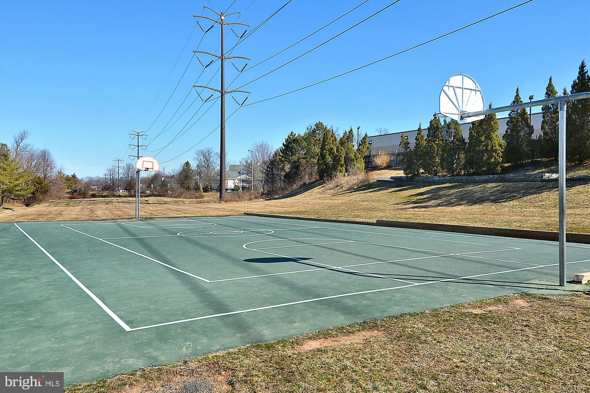 FAIRMONT - Residential