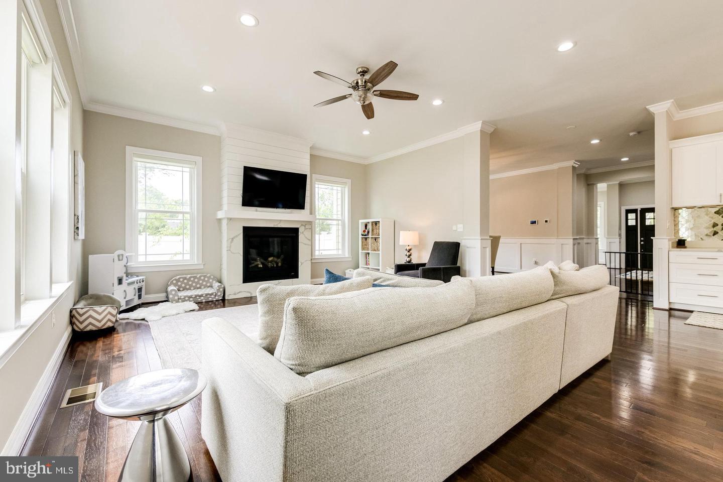 FAIRVIEW - Residential