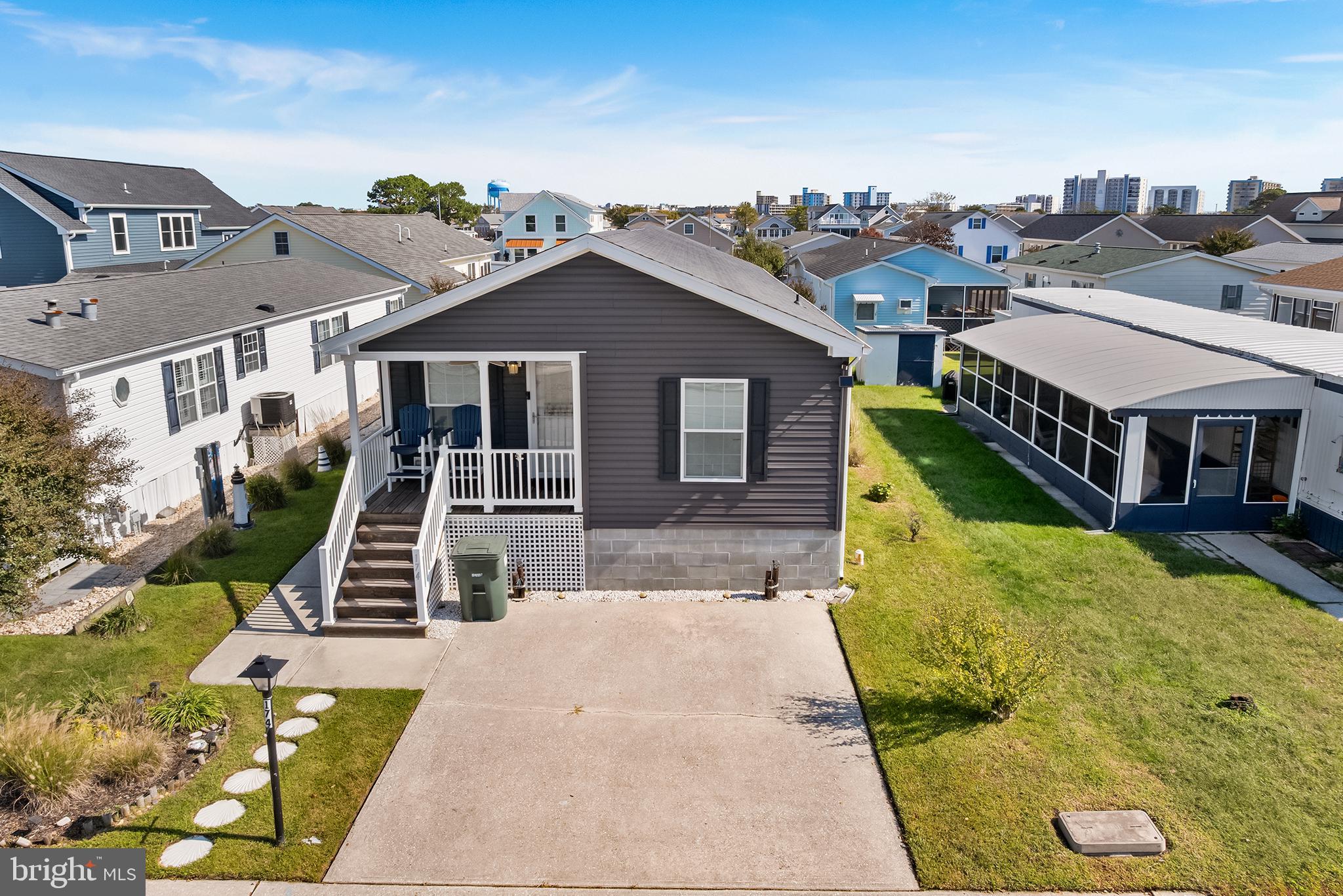 174 SUNSHINE LANE