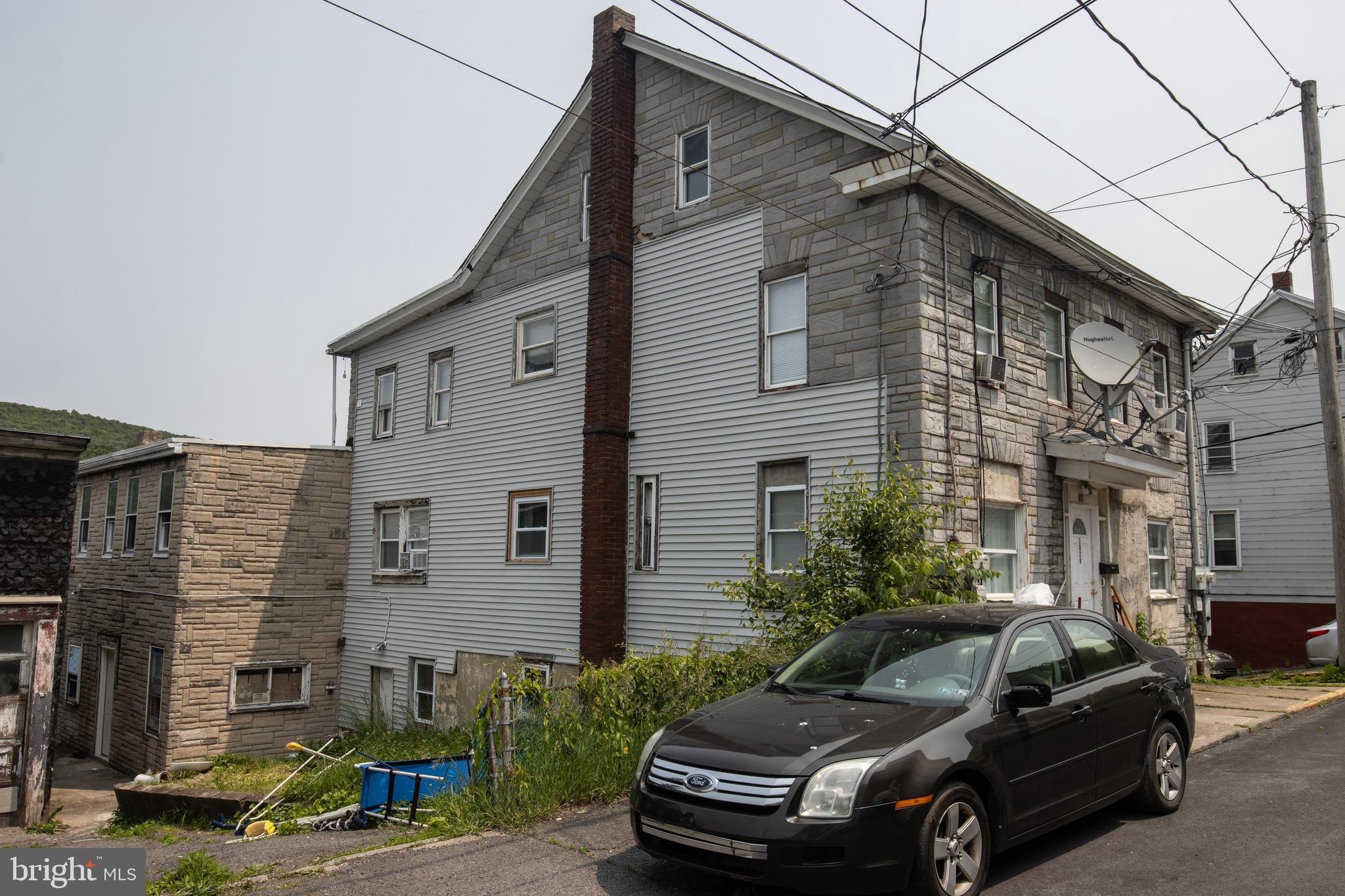 112 HUNTER ST 114