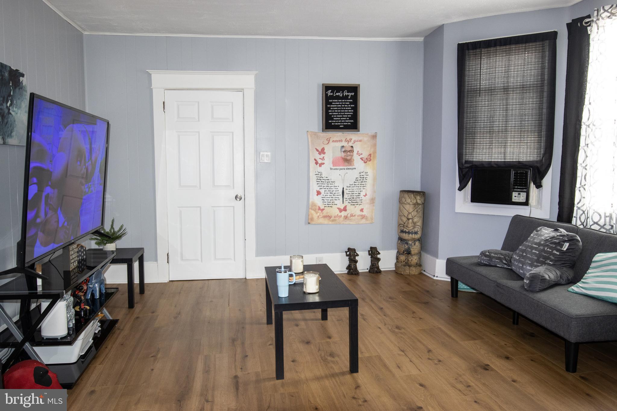 112 HUNTER ST 114