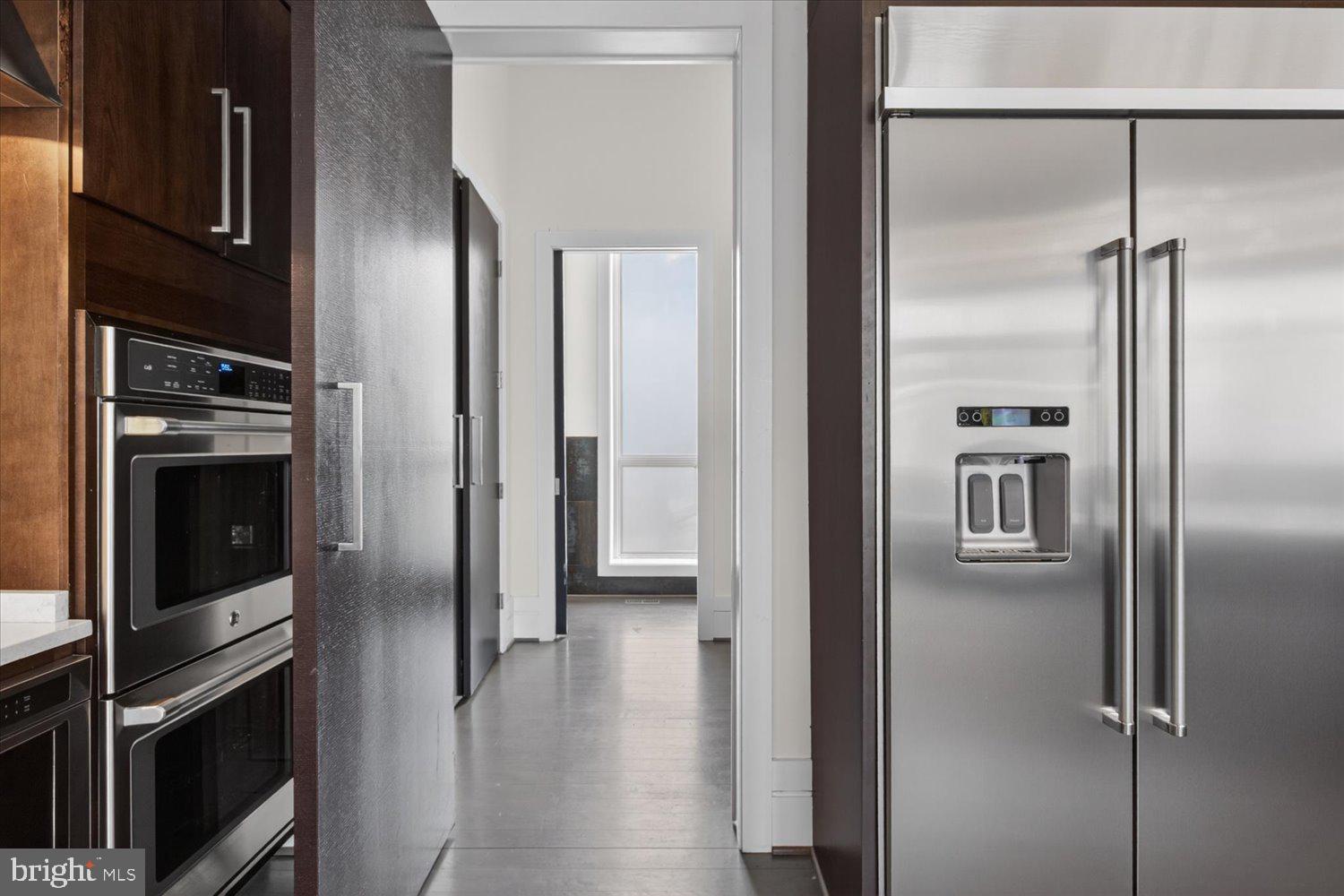 FOREST HILLS - Residential