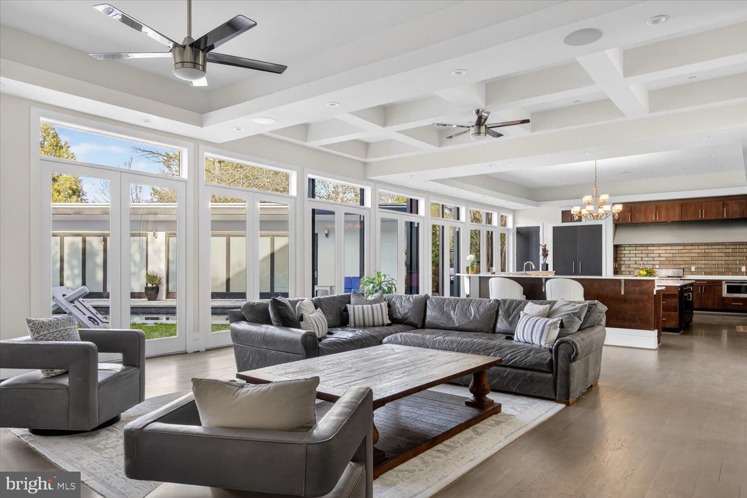 FOREST HILLS - Residential