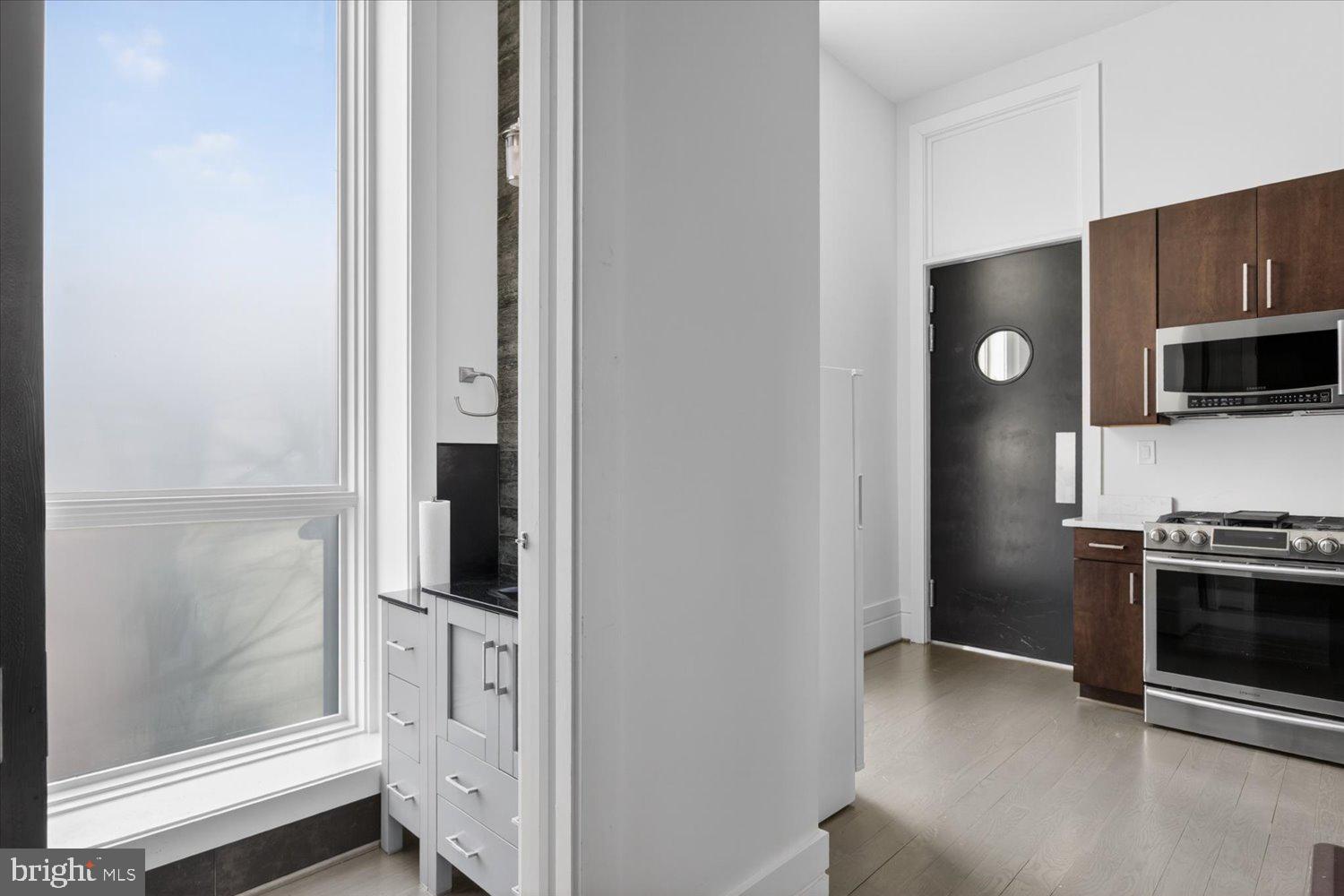 FOREST HILLS - Residential